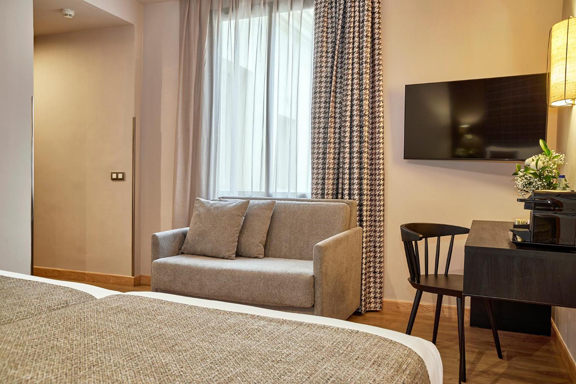 Comfort Triple Room photo 3