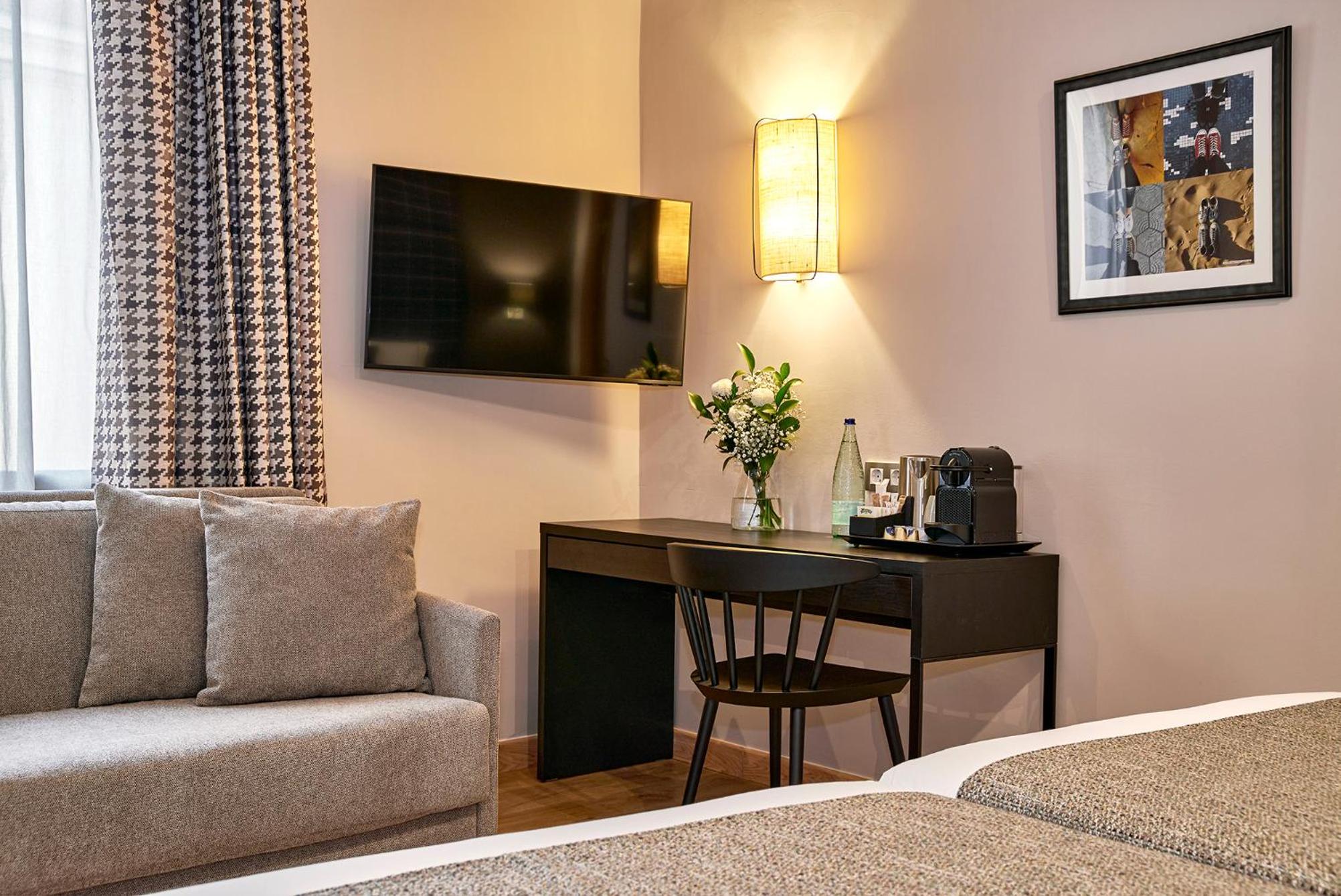 Comfort Triple Room