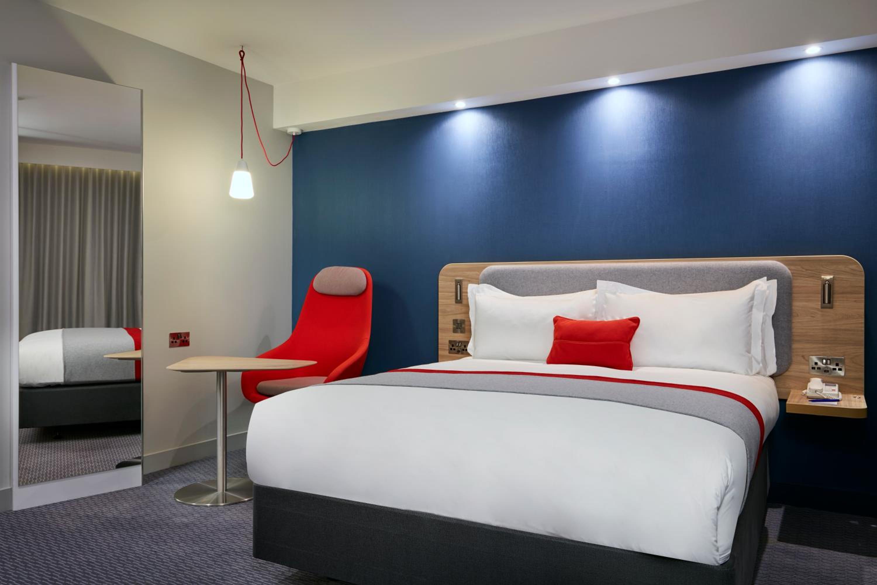 Standard Double Room with City View and Free Hot Breakfast