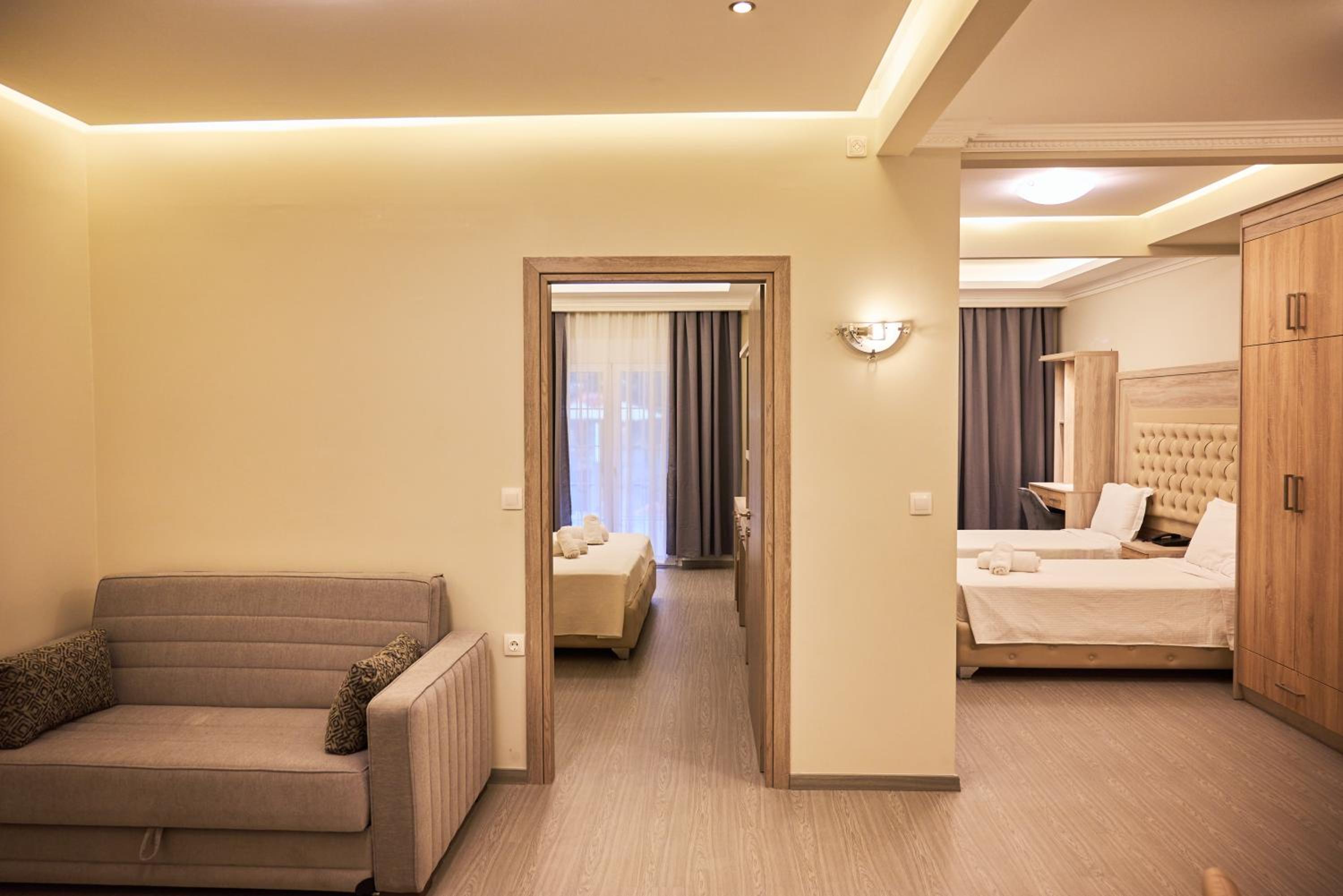 Two-Bedroom Apartment - Photo 19