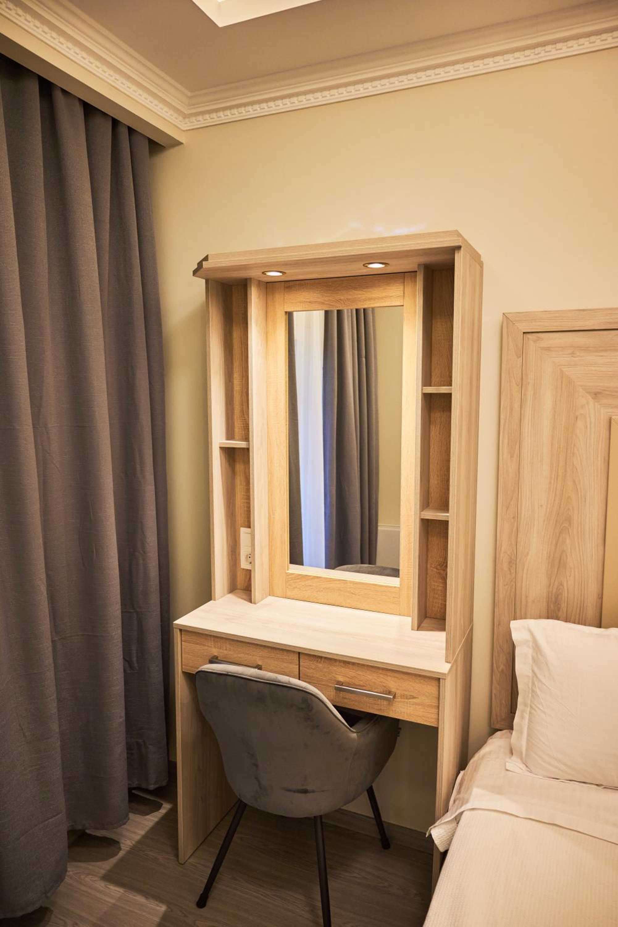 Two-Bedroom Apartment - Photo 15