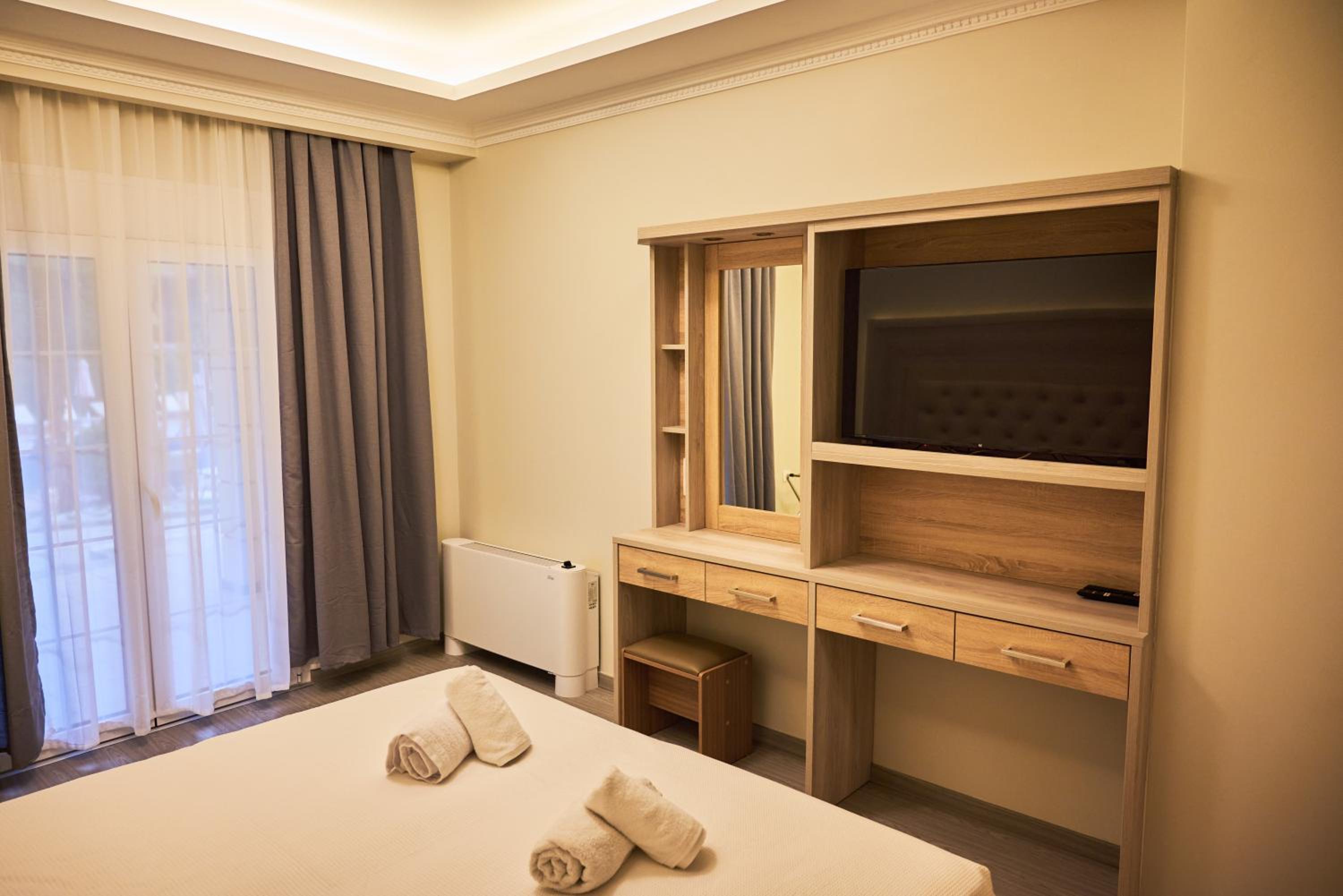 Two-Bedroom Apartment - Photo 9
