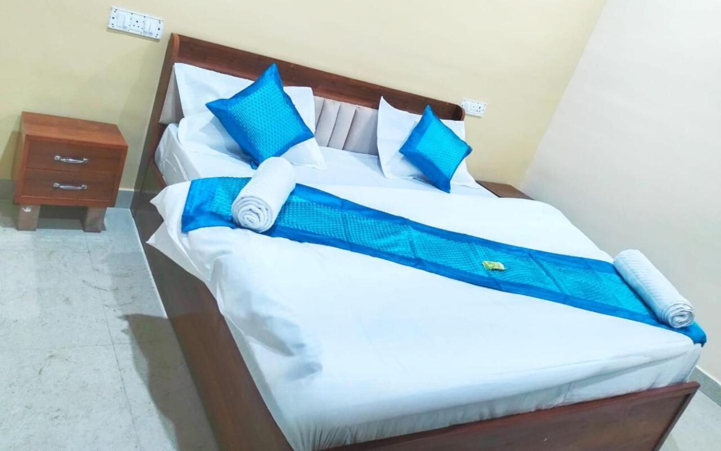 Double Room - Photo 4