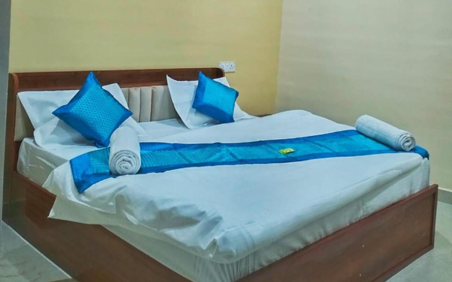 Double Room - Photo 1