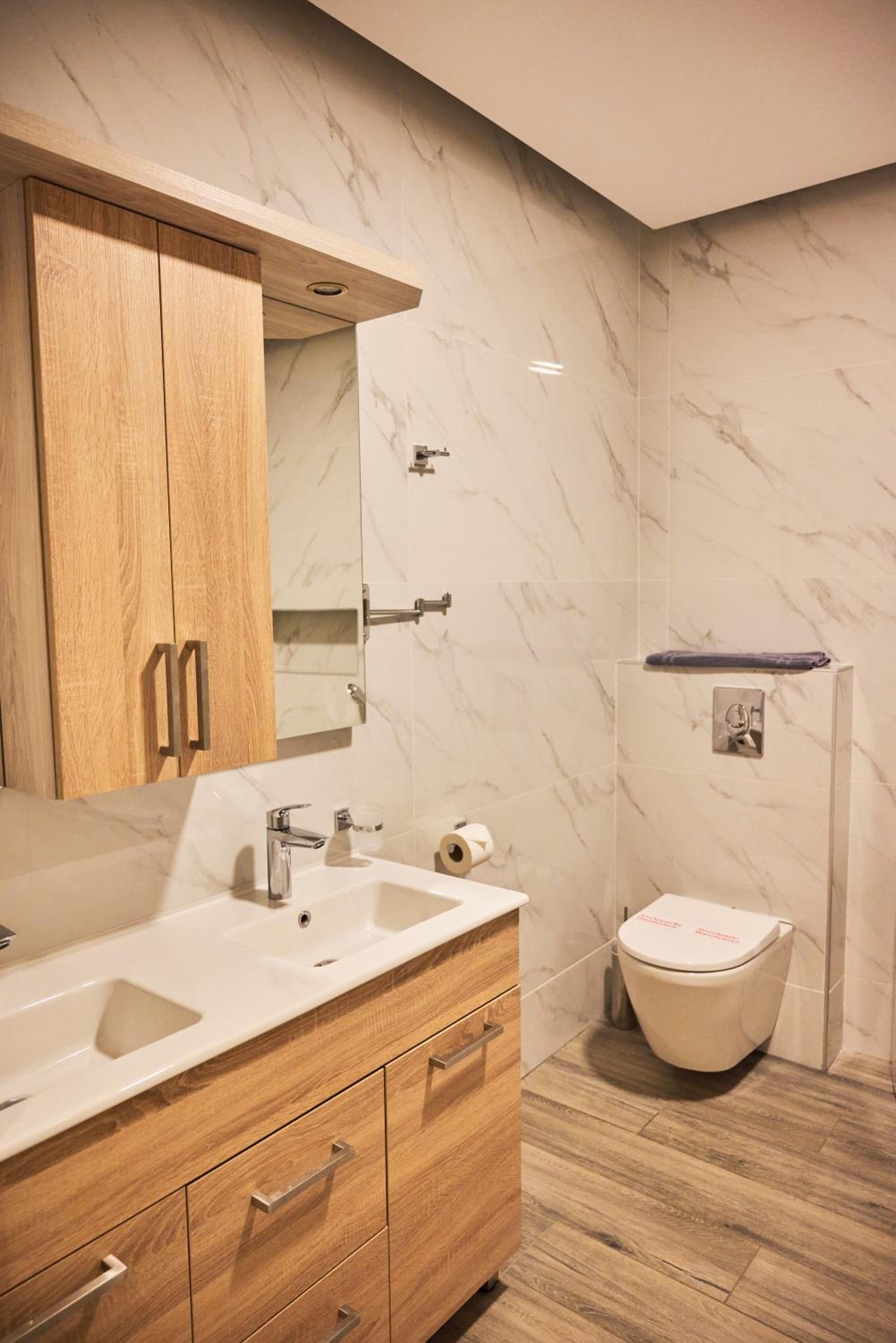 Two-Bedroom Apartment - Photo 7