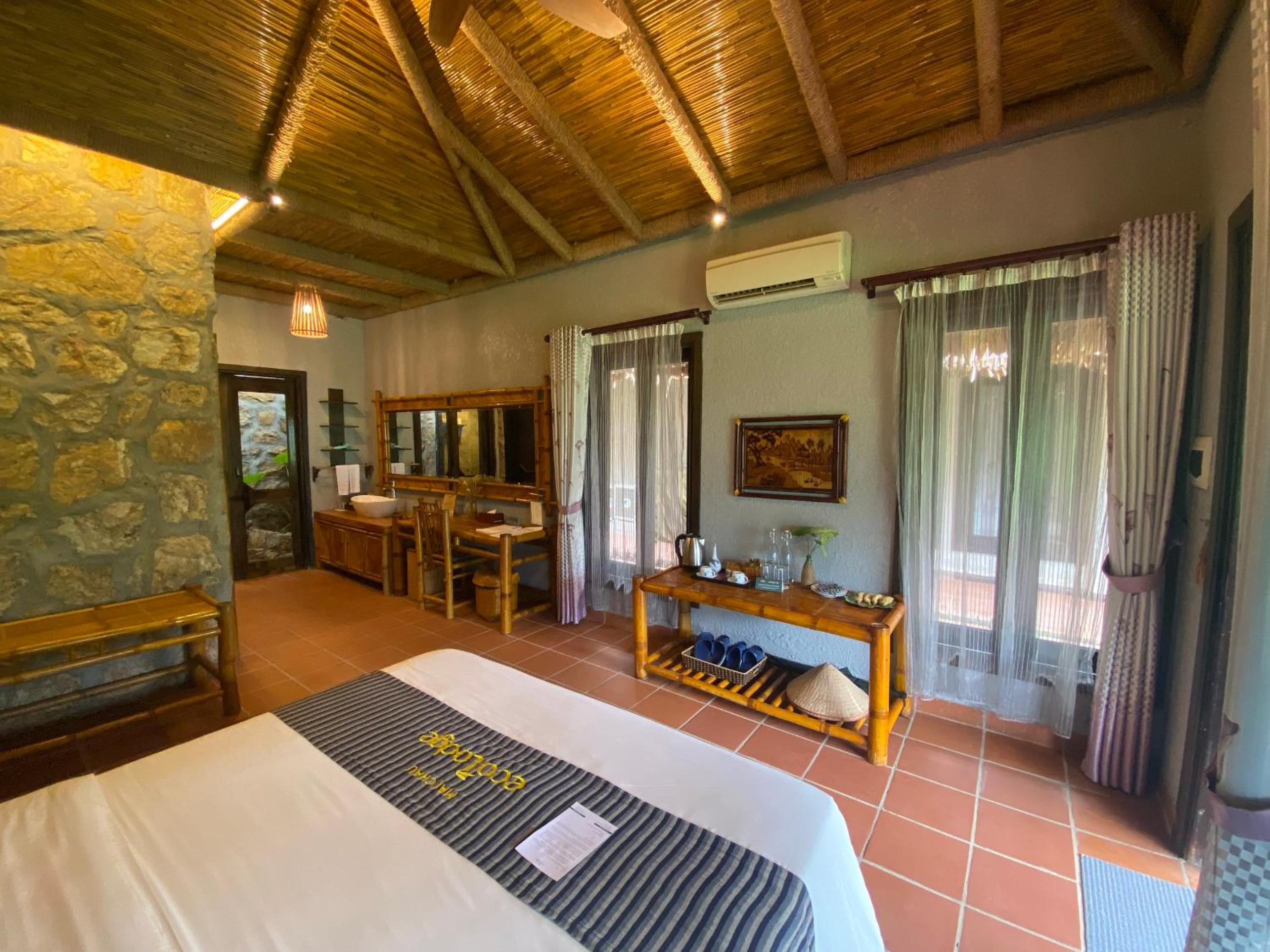 Superior Double Room with Garden View photo 2