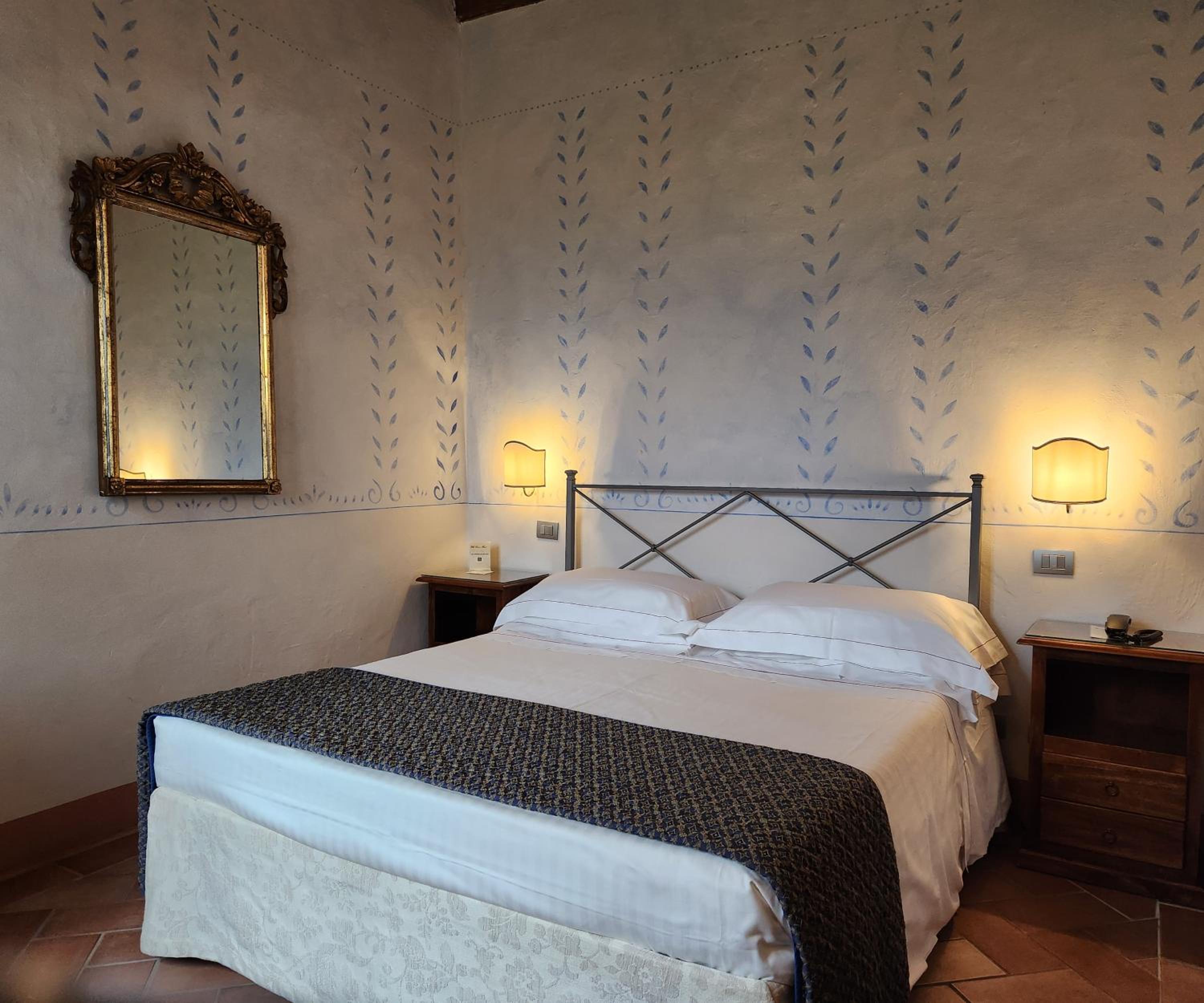 Deluxe Double or Twin Room - Photo 5
