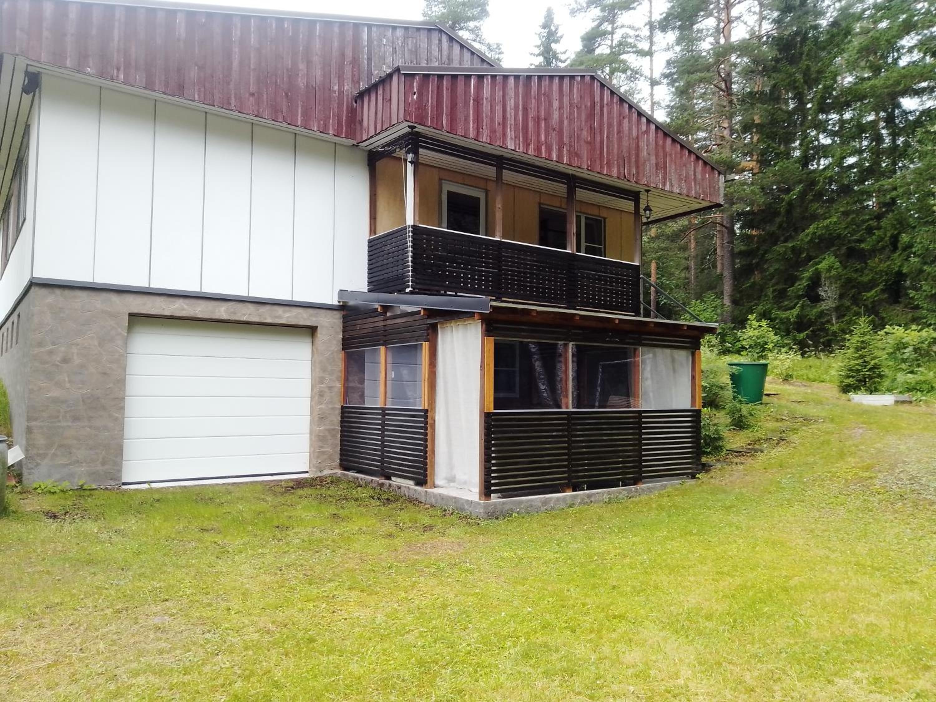 Apartment with Sauna - Photo 18
