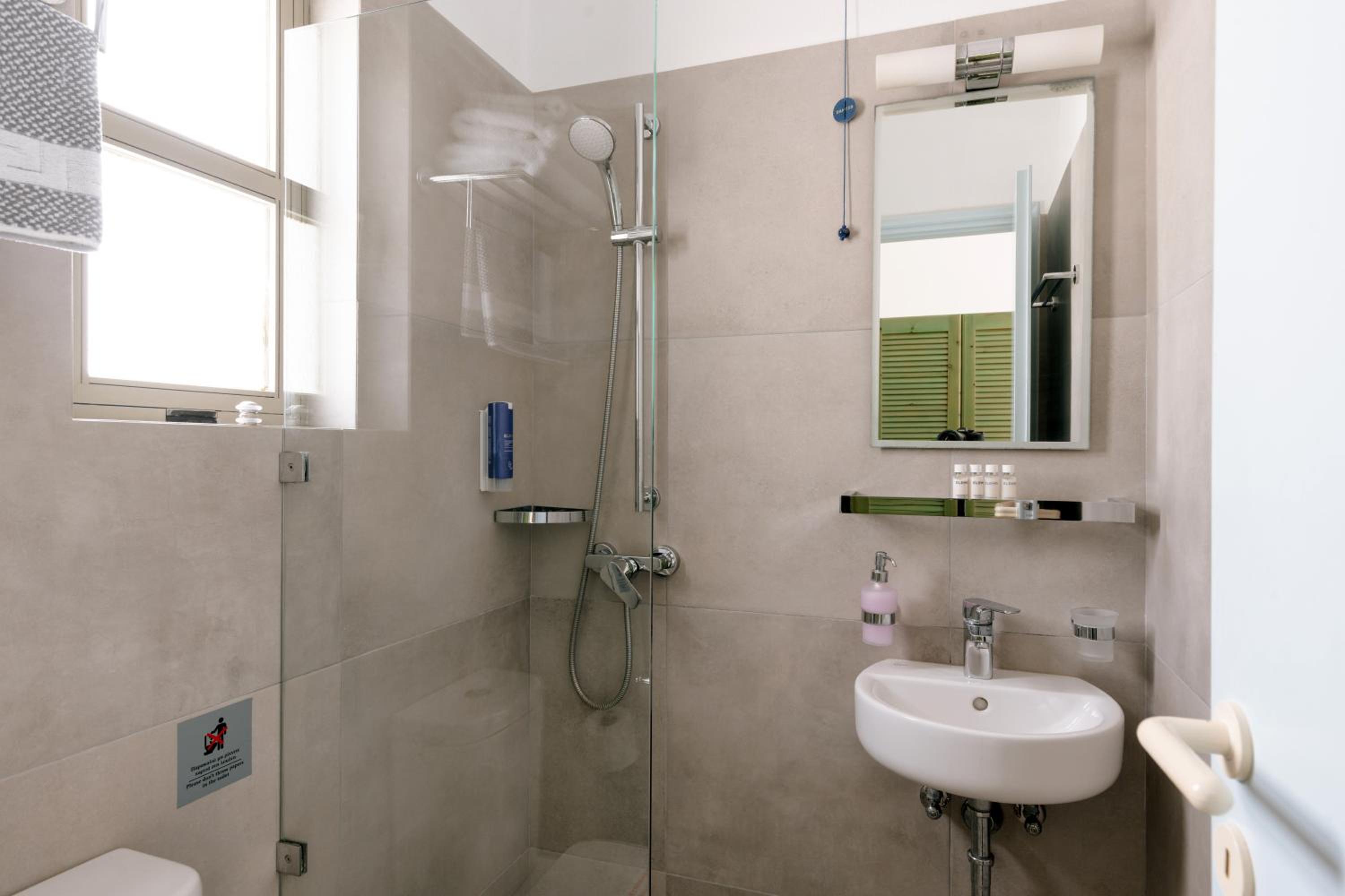 Standard Double or Twin Garden View - Photo 3