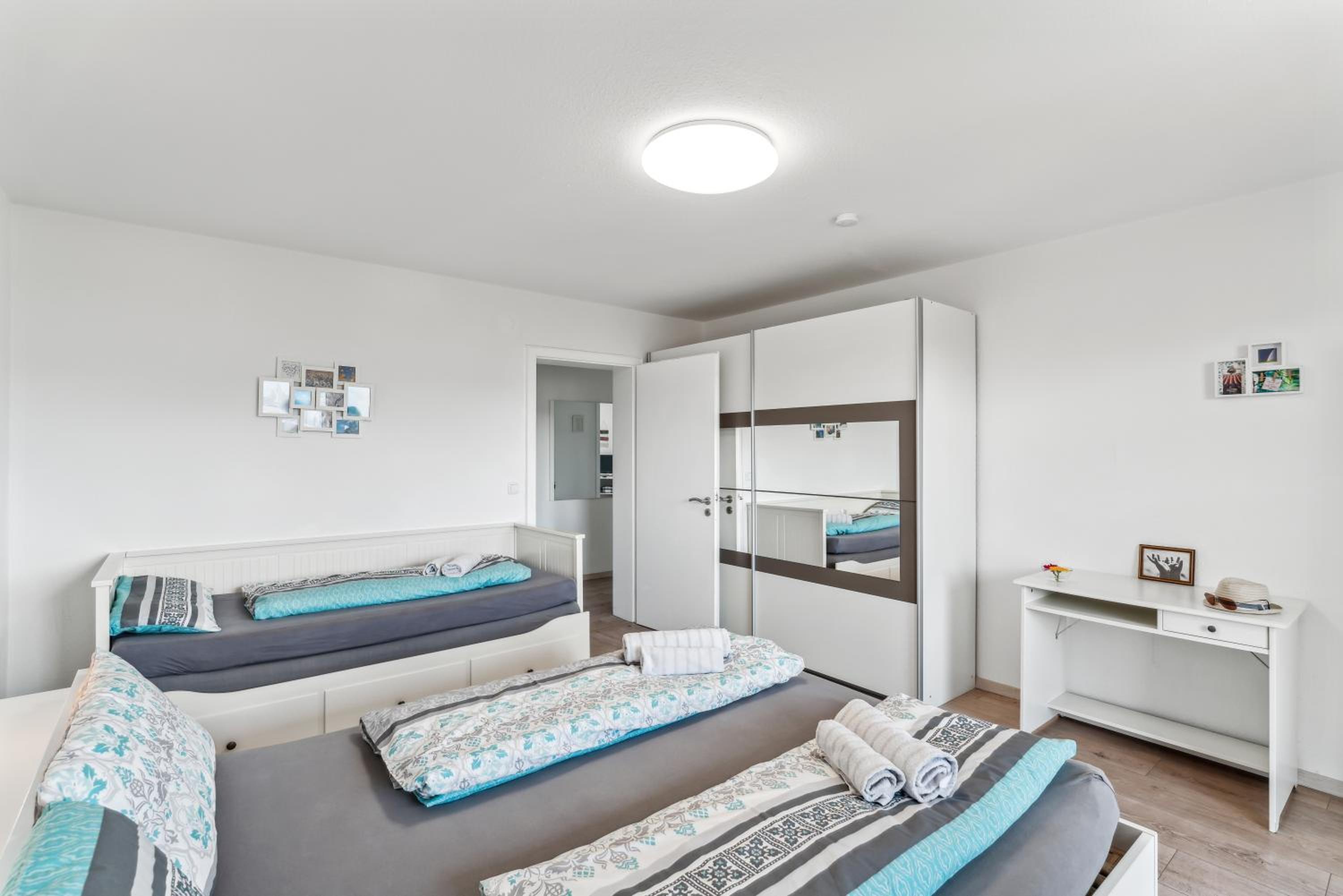 Two-Bedroom Apartment - Photo 19