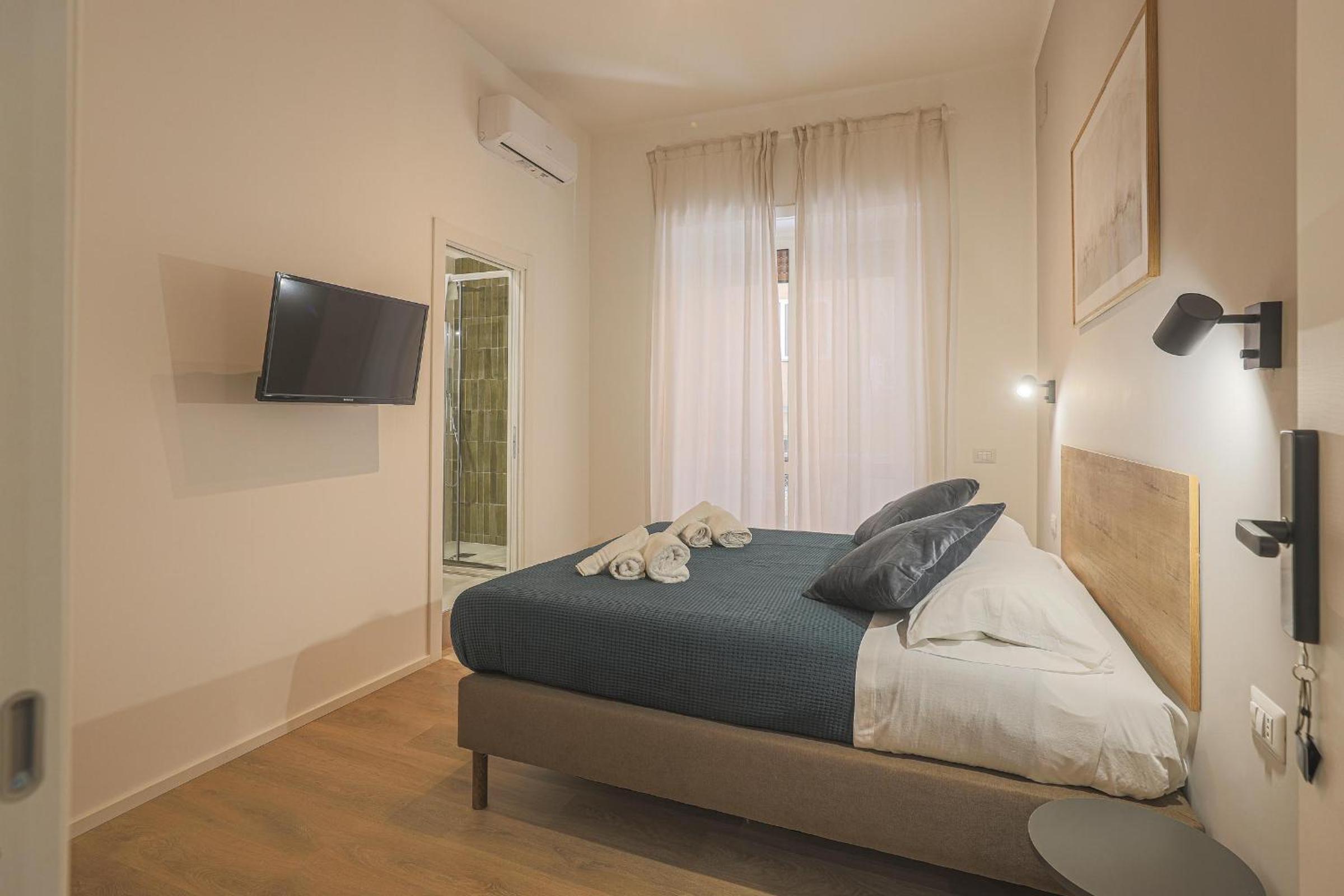 Double Room with Private Bathroom
