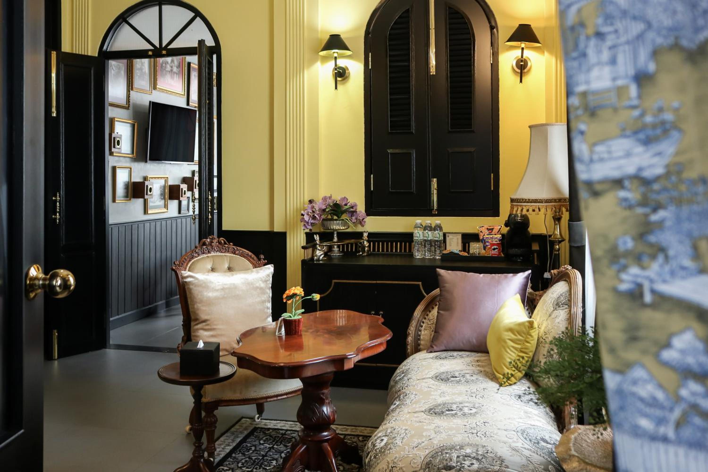 Deluxe Family Suite