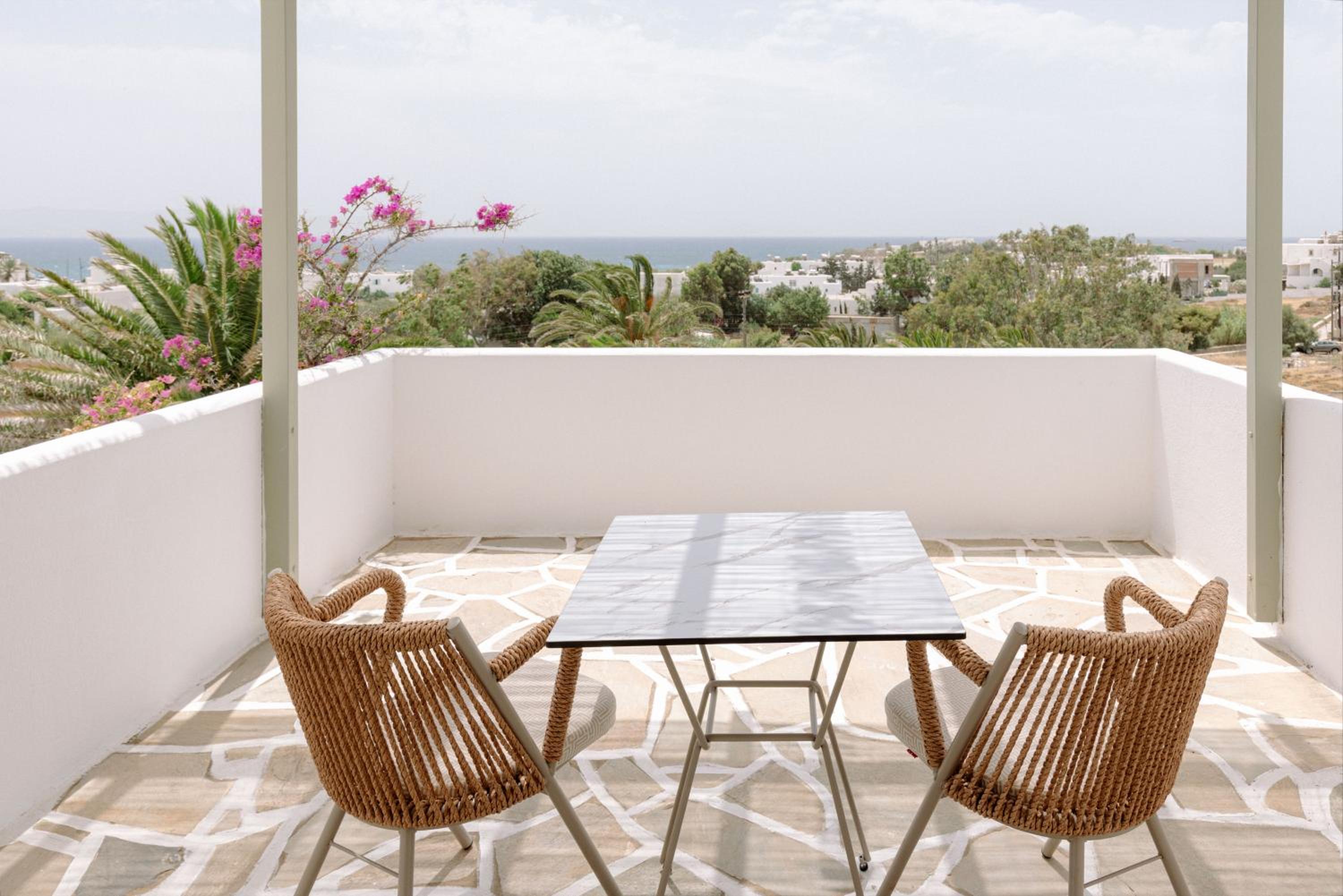 Premium Double Room with Sea View - Photo 12