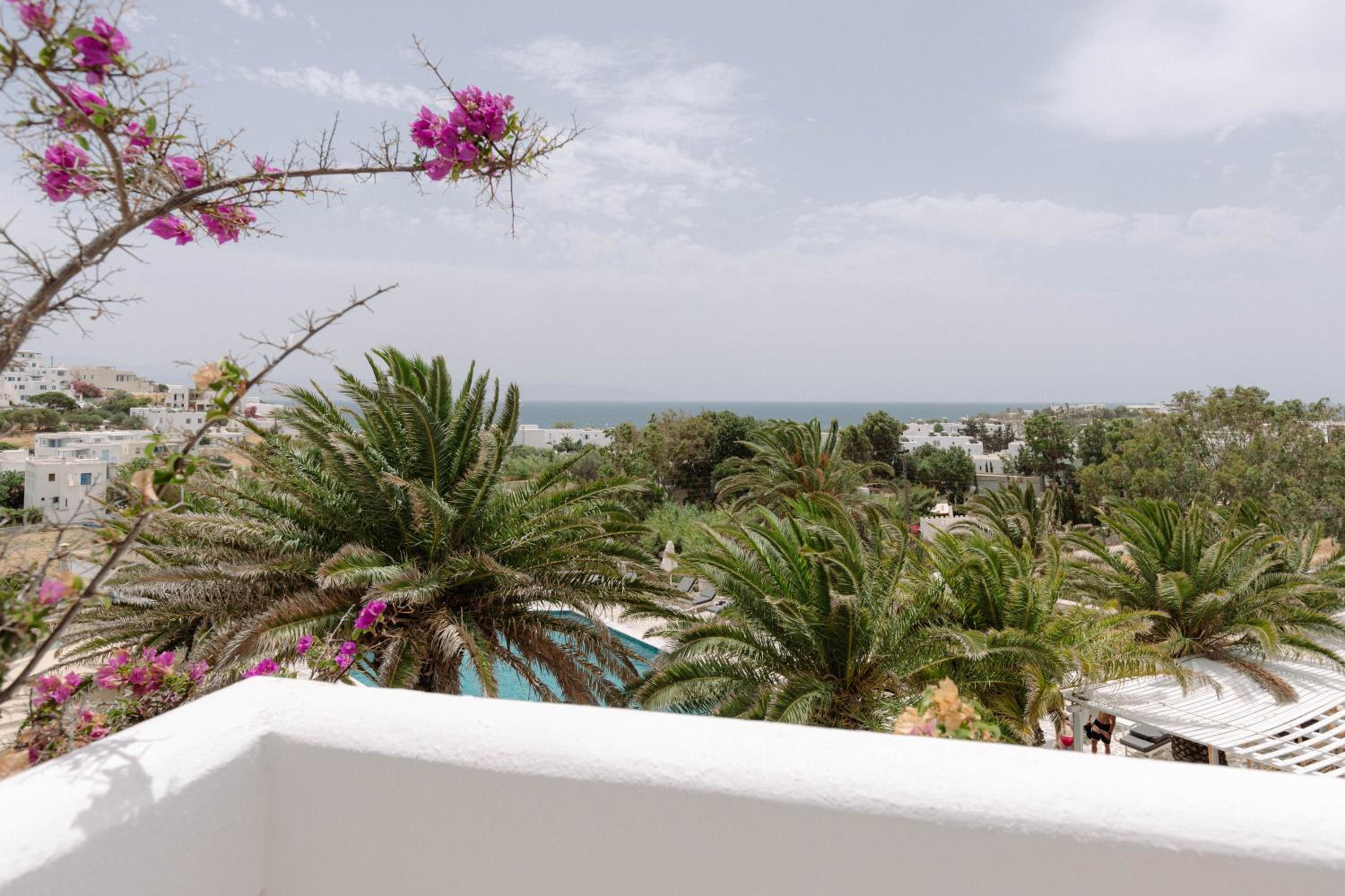 Premium Double Room with Sea View - Photo 6