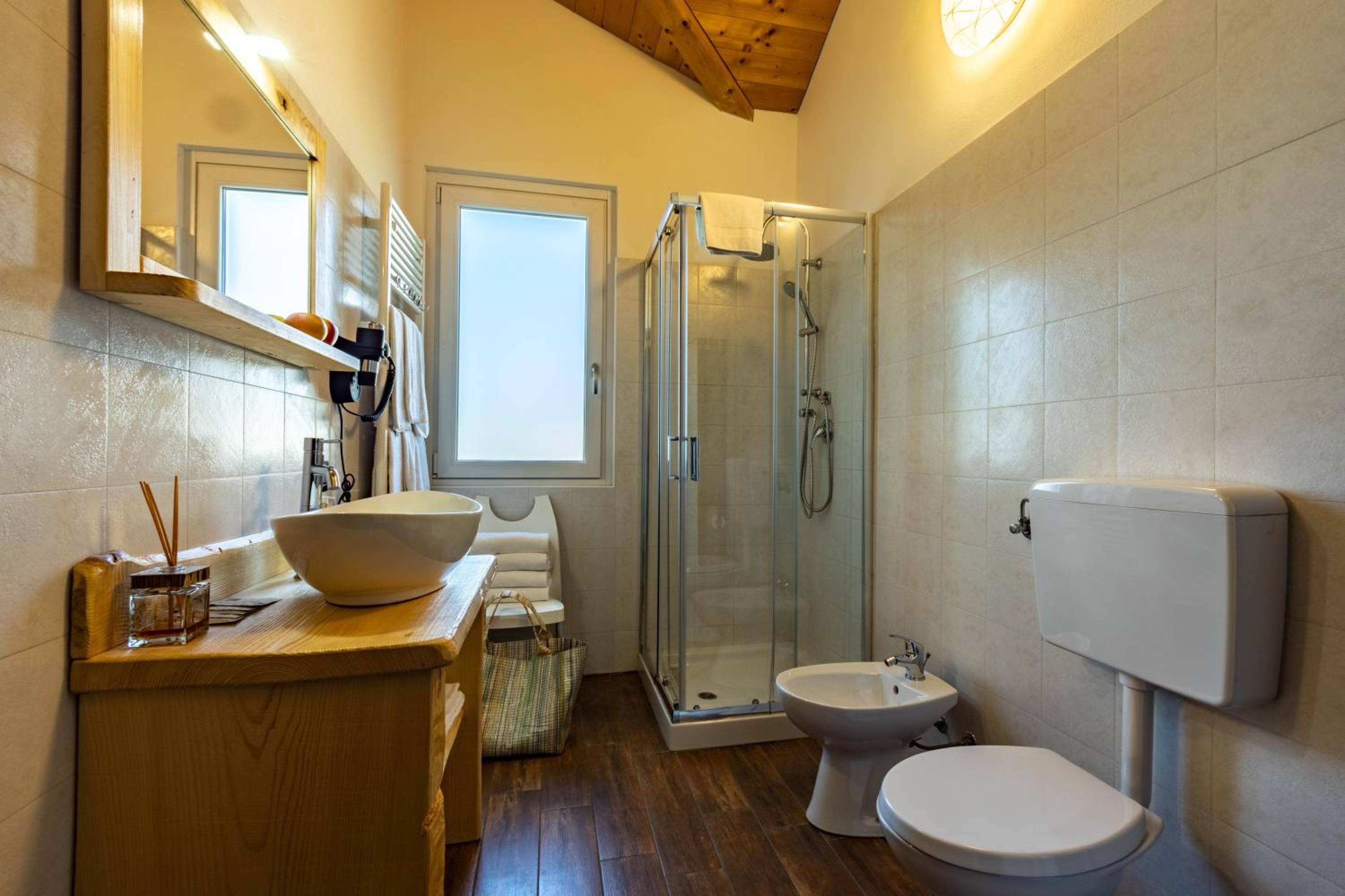 One-Bedroom Apartment - Split Level - Photo 25