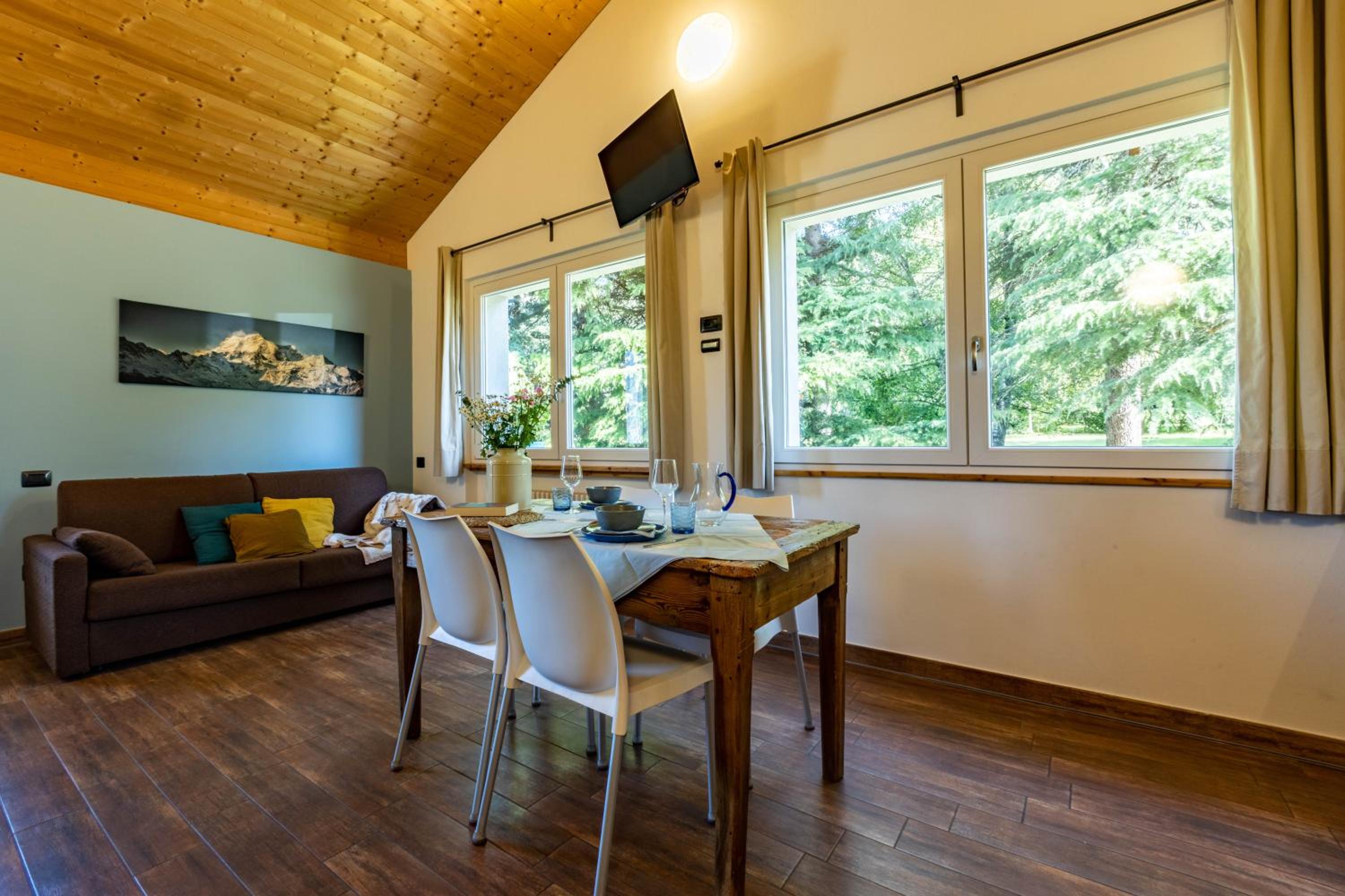 One-Bedroom Apartment - Split Level - Photo 22