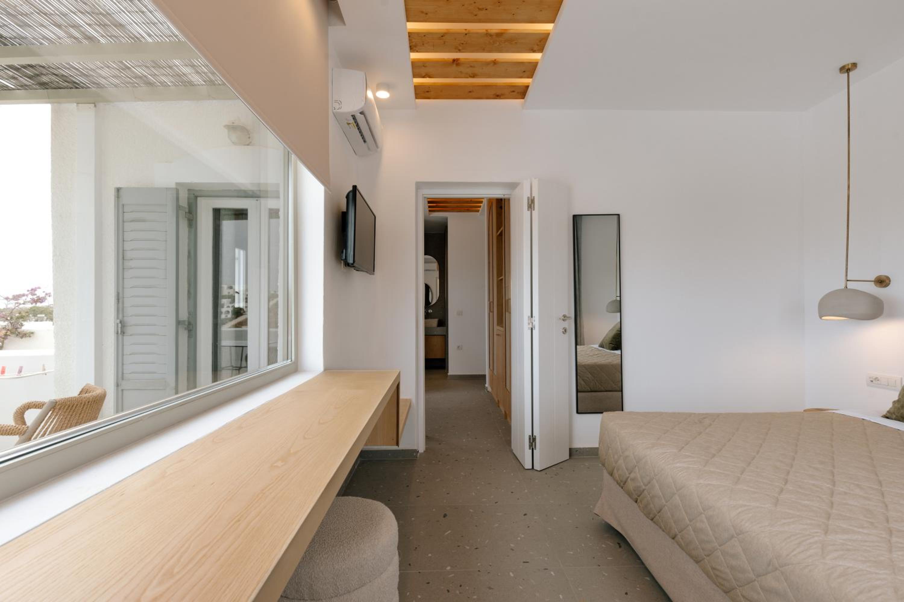 Suite with Panoramic Sea View - Photo 2