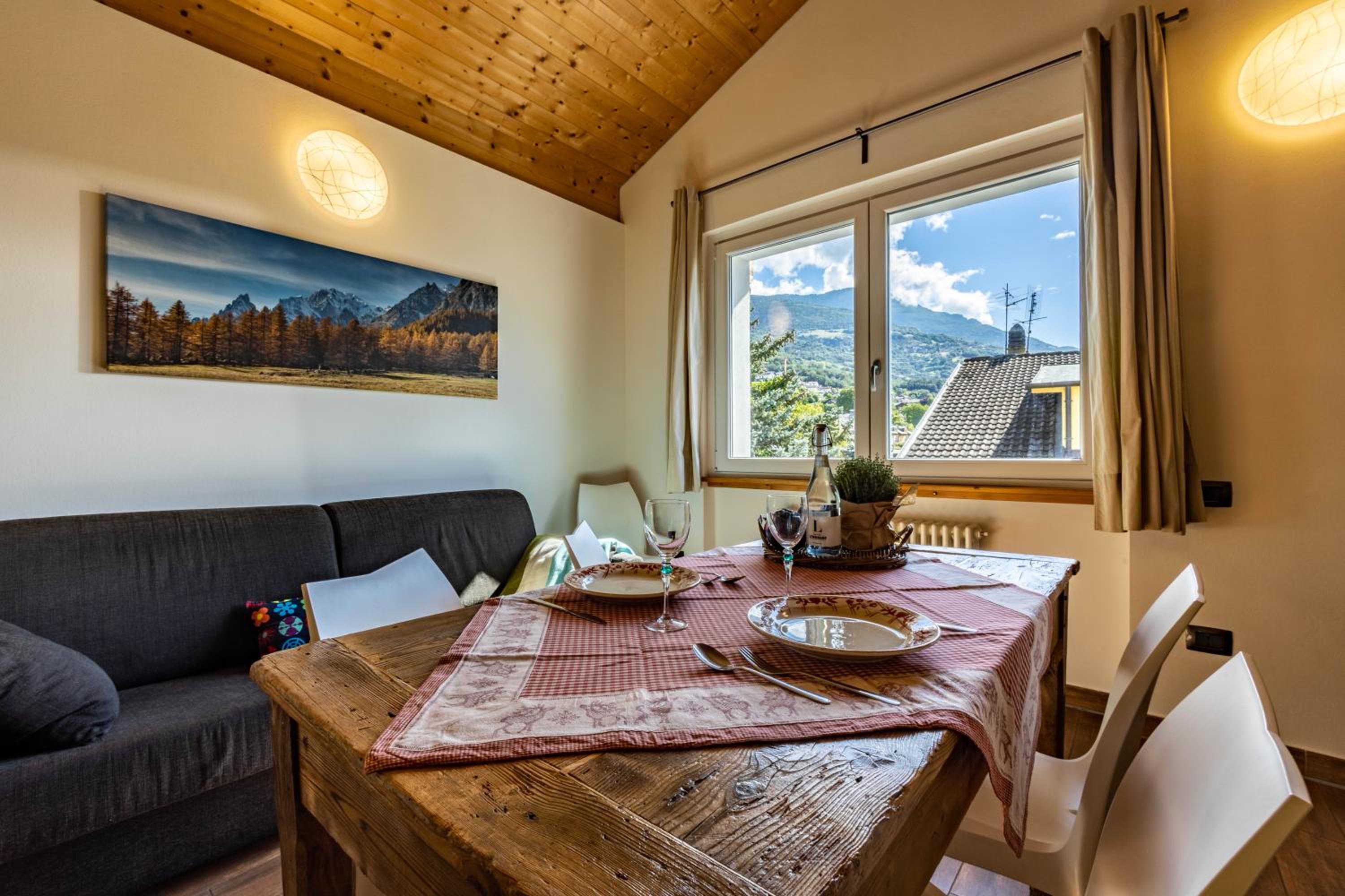 One-Bedroom Apartment - Split Level - Photo 7