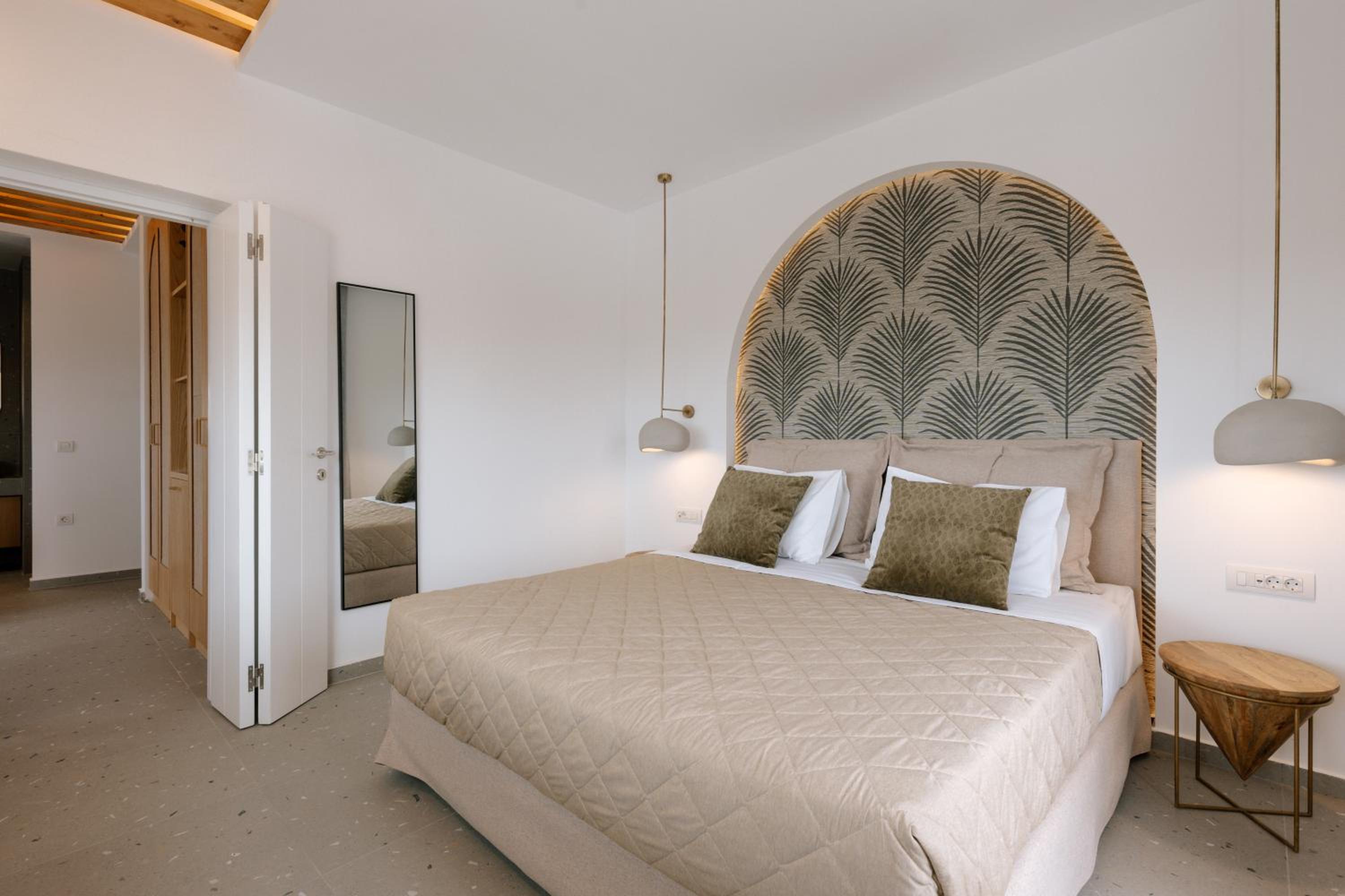 Suite with Panoramic Sea View - Photo 12