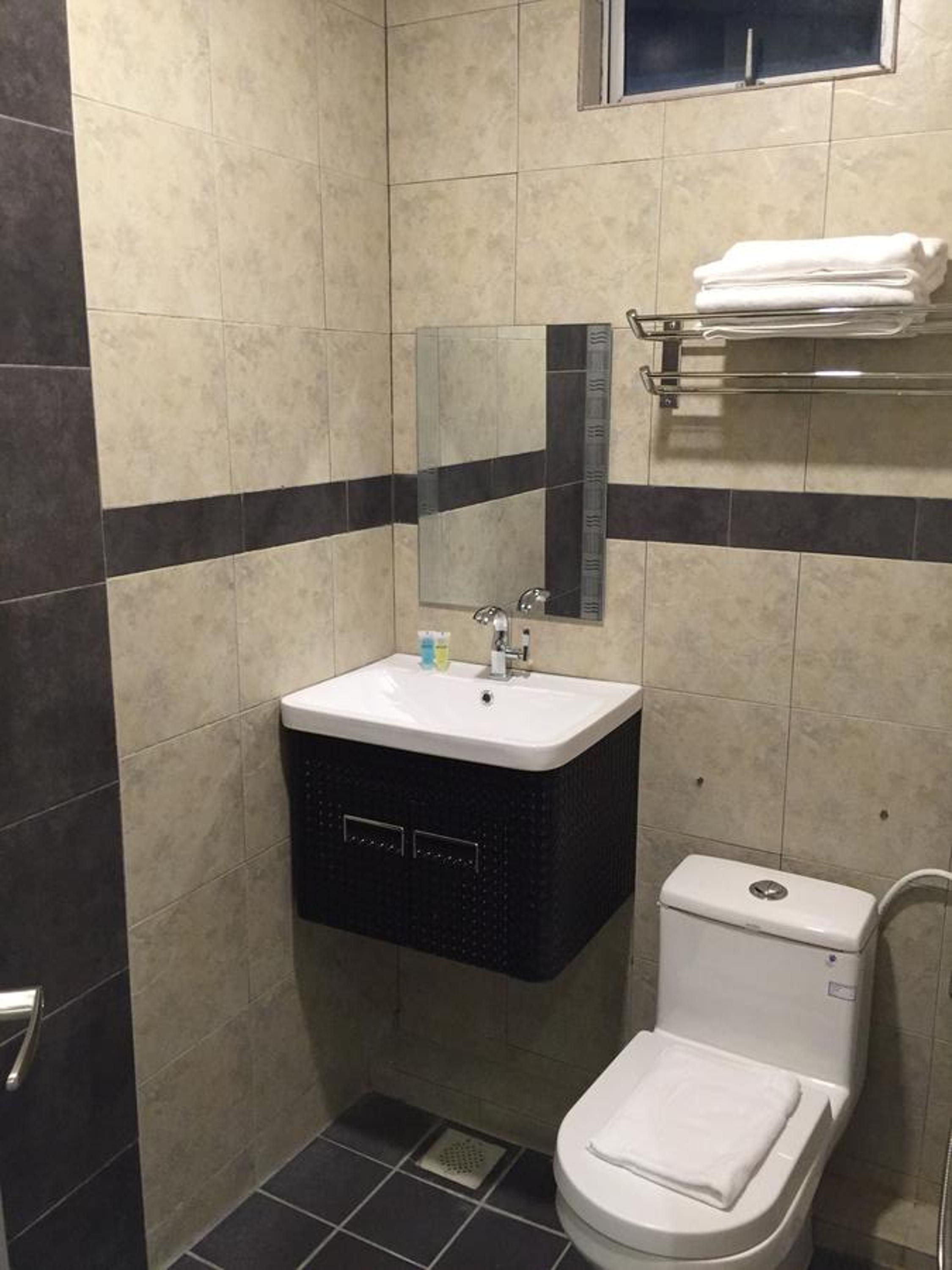 Deluxe Twin Room photo 2