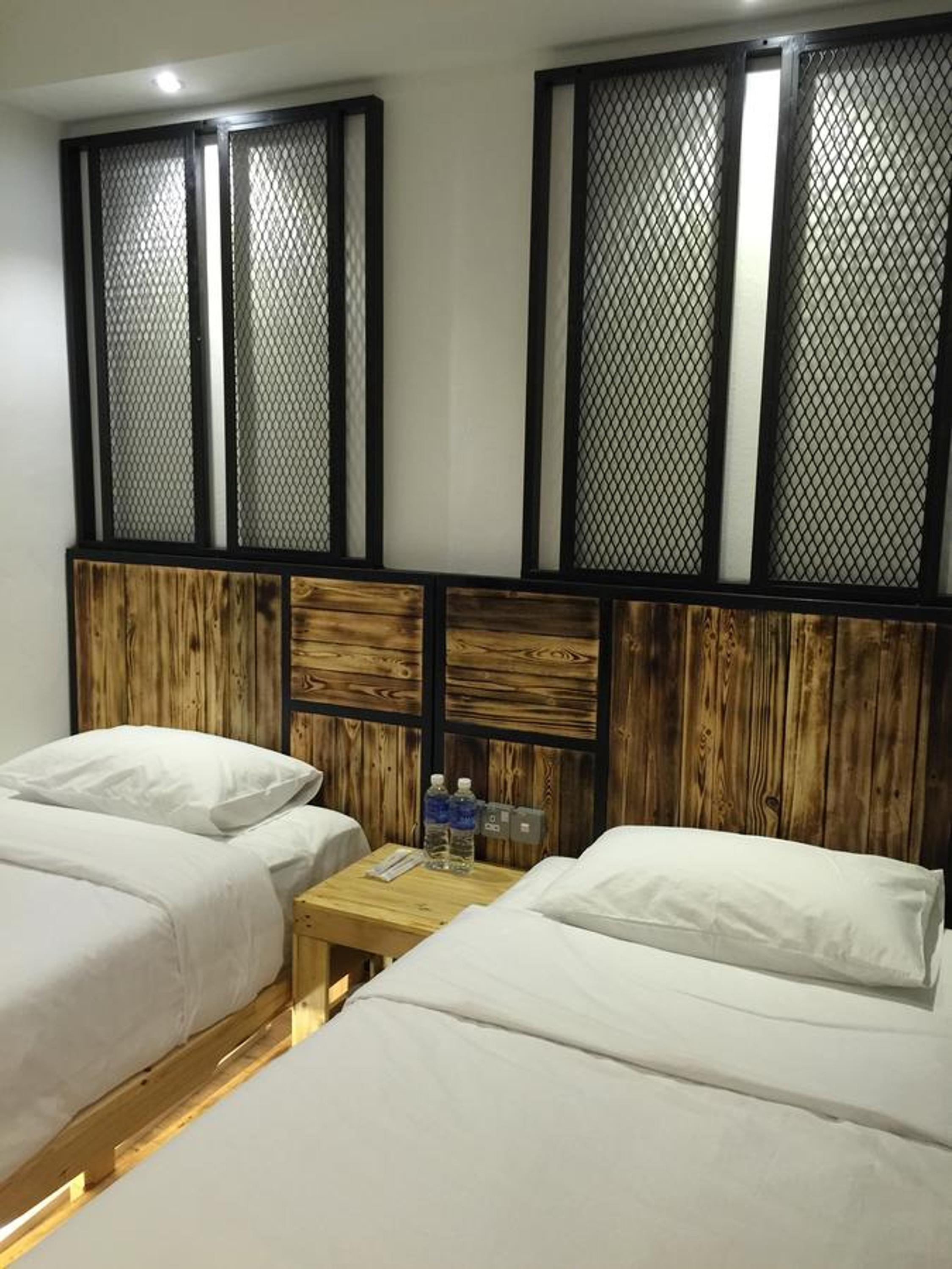 Deluxe Twin Room photo 3