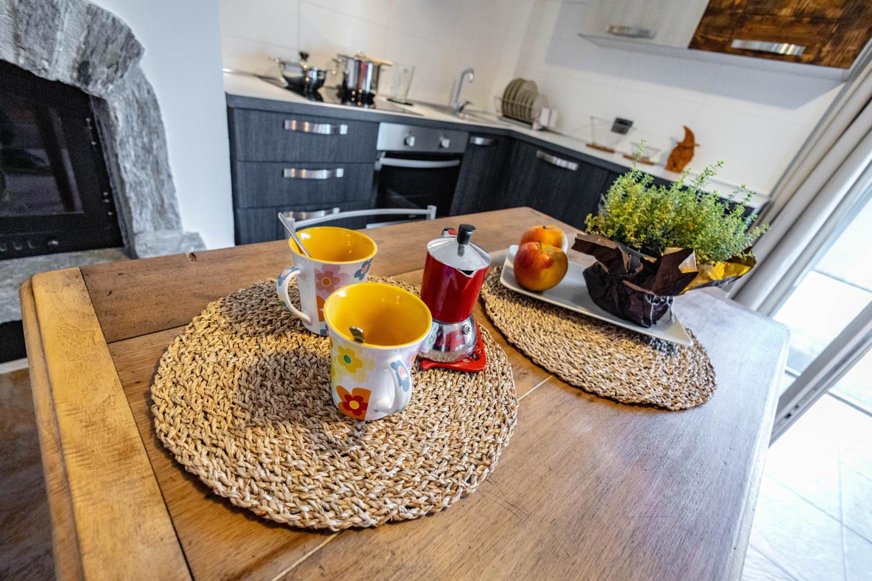Studio Apartment - Photo 4