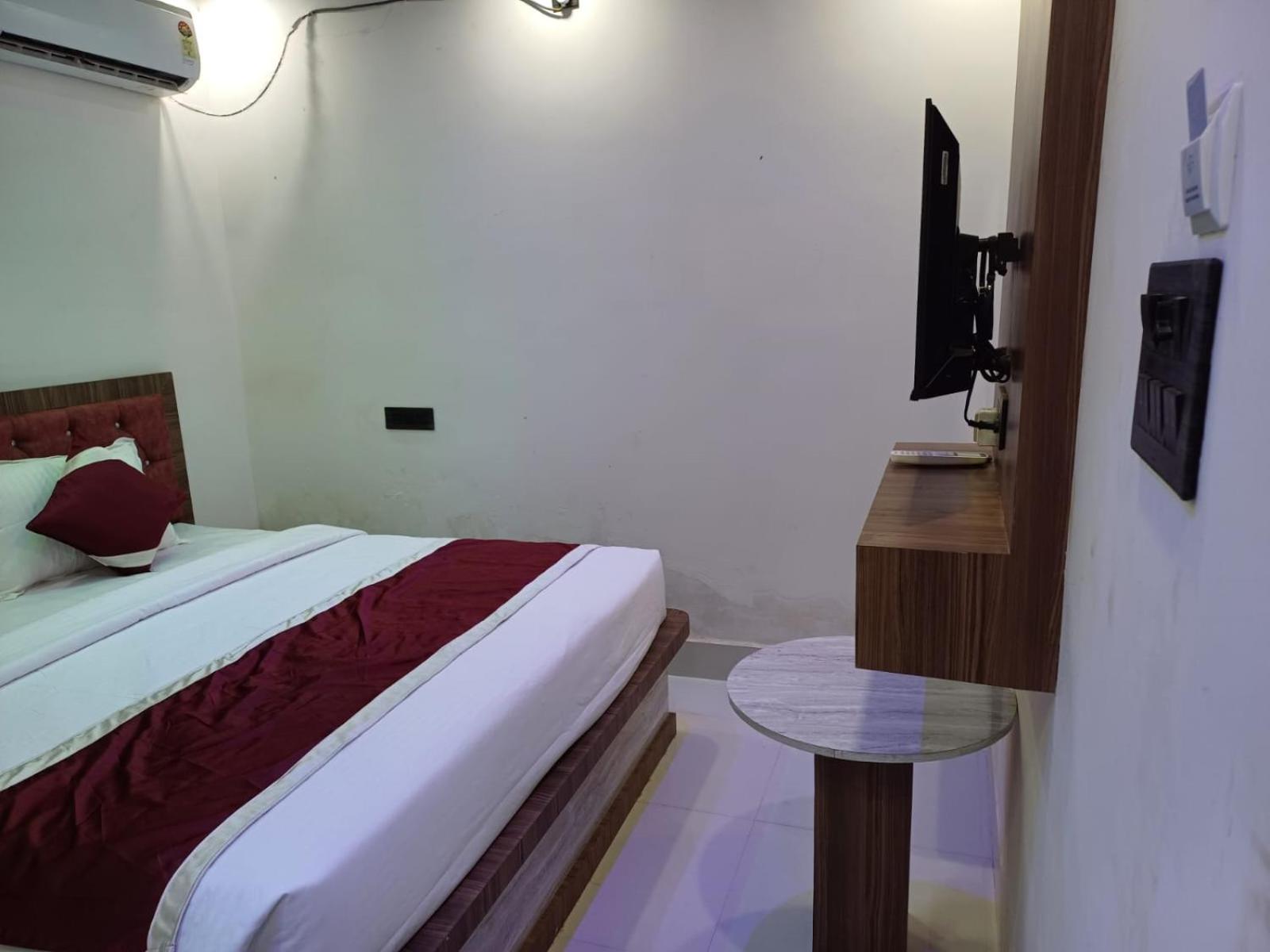 Deluxe Double Room photo 2