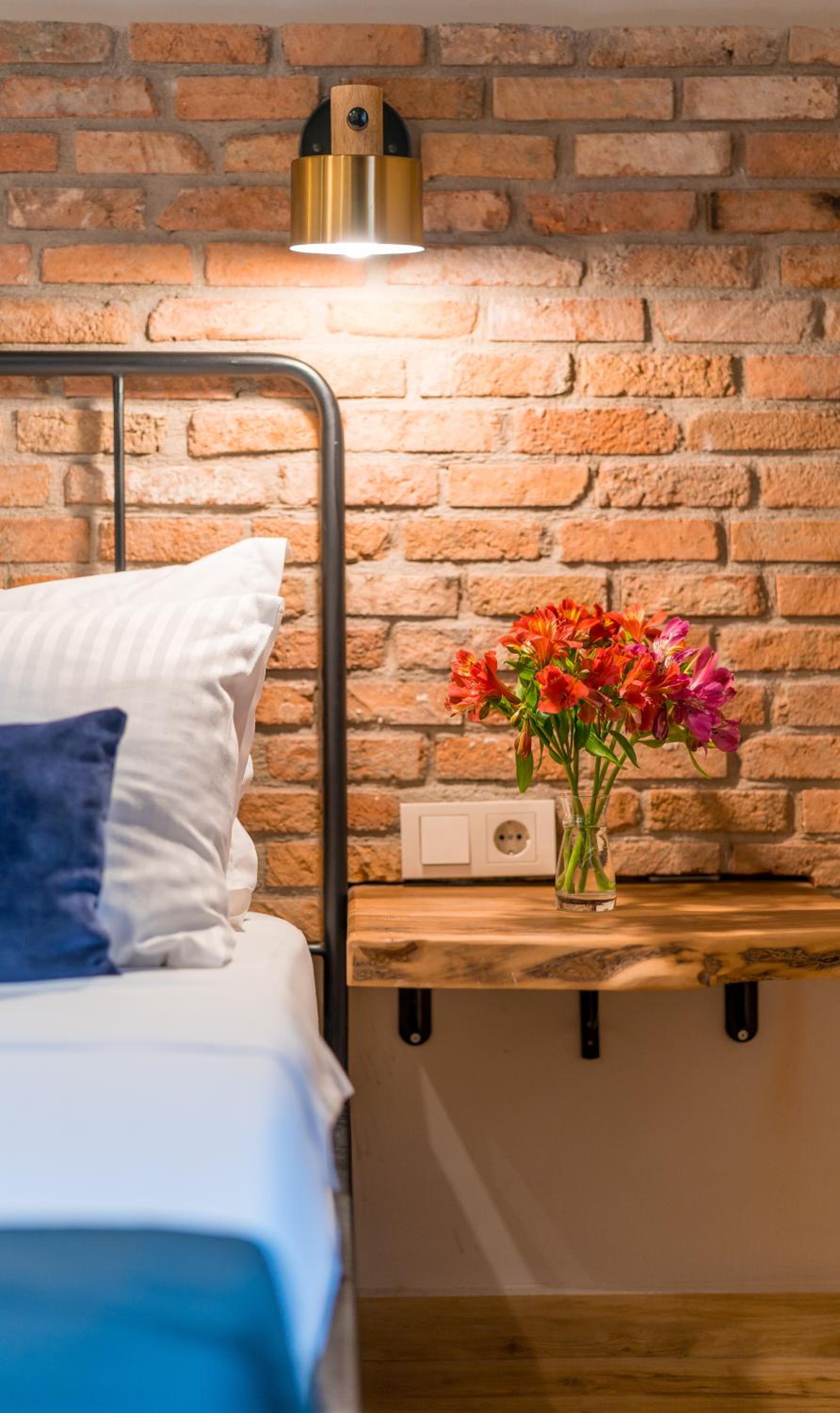 Classic Triple Room - Photo 1