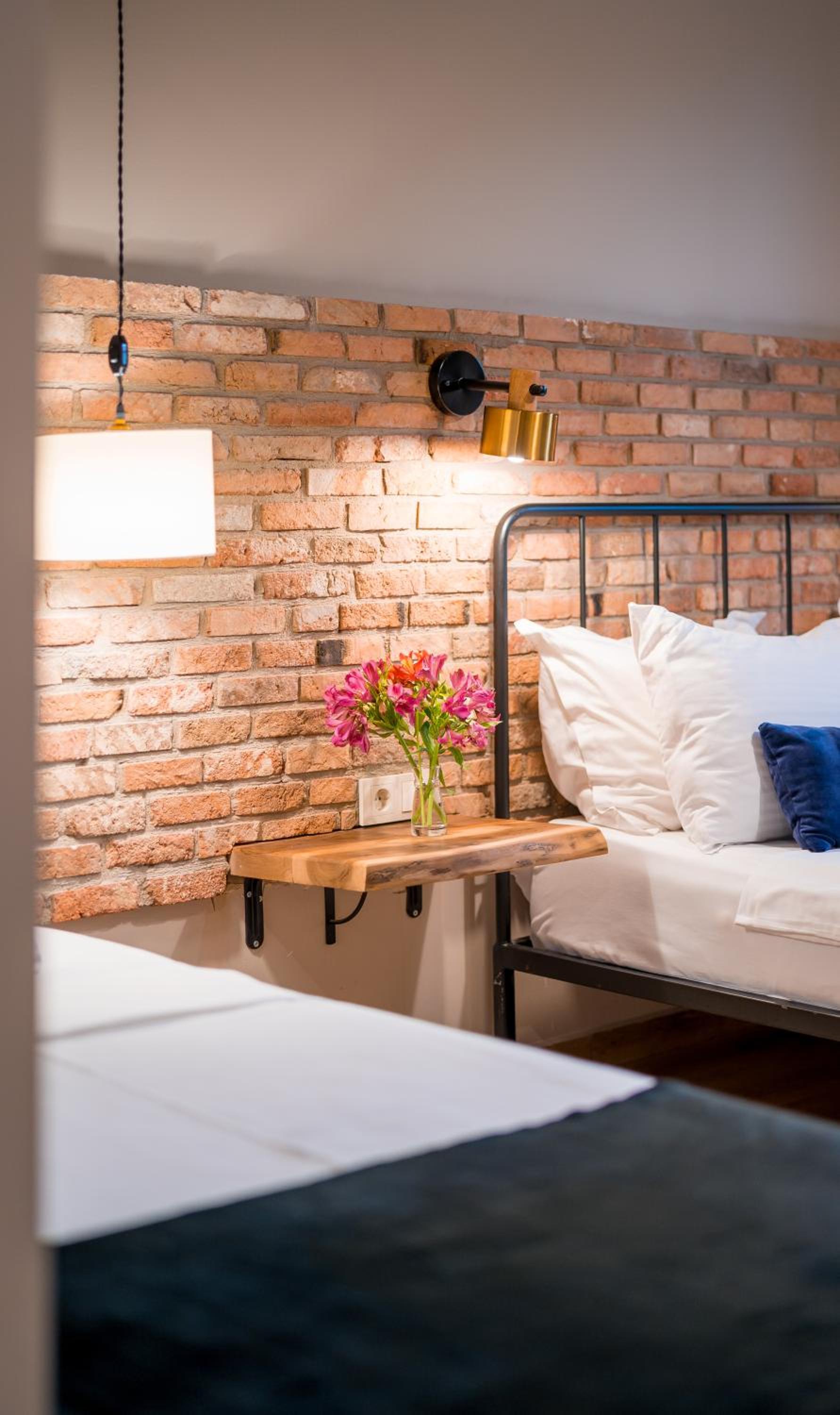 Classic Triple Room - Photo 6