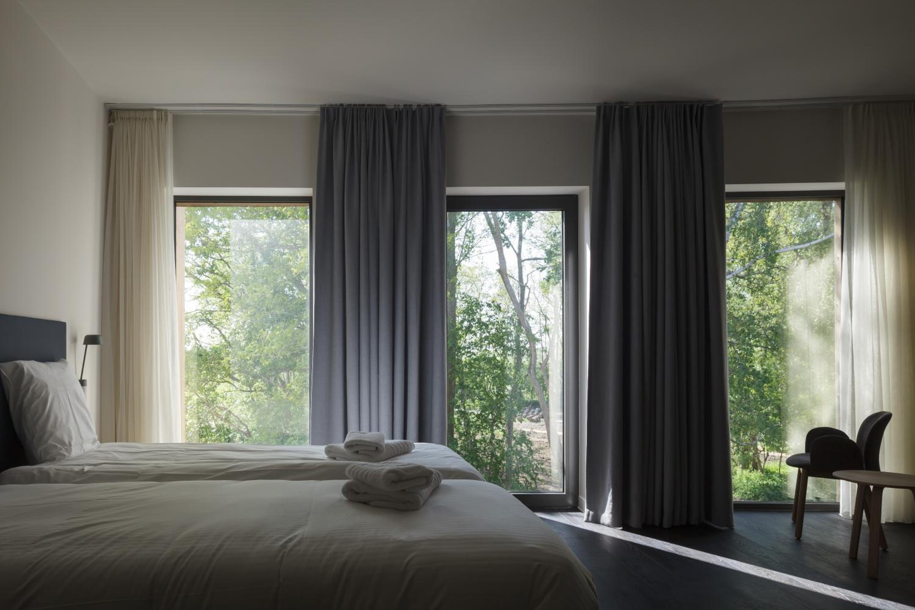 Standard Twin Room - Photo 5