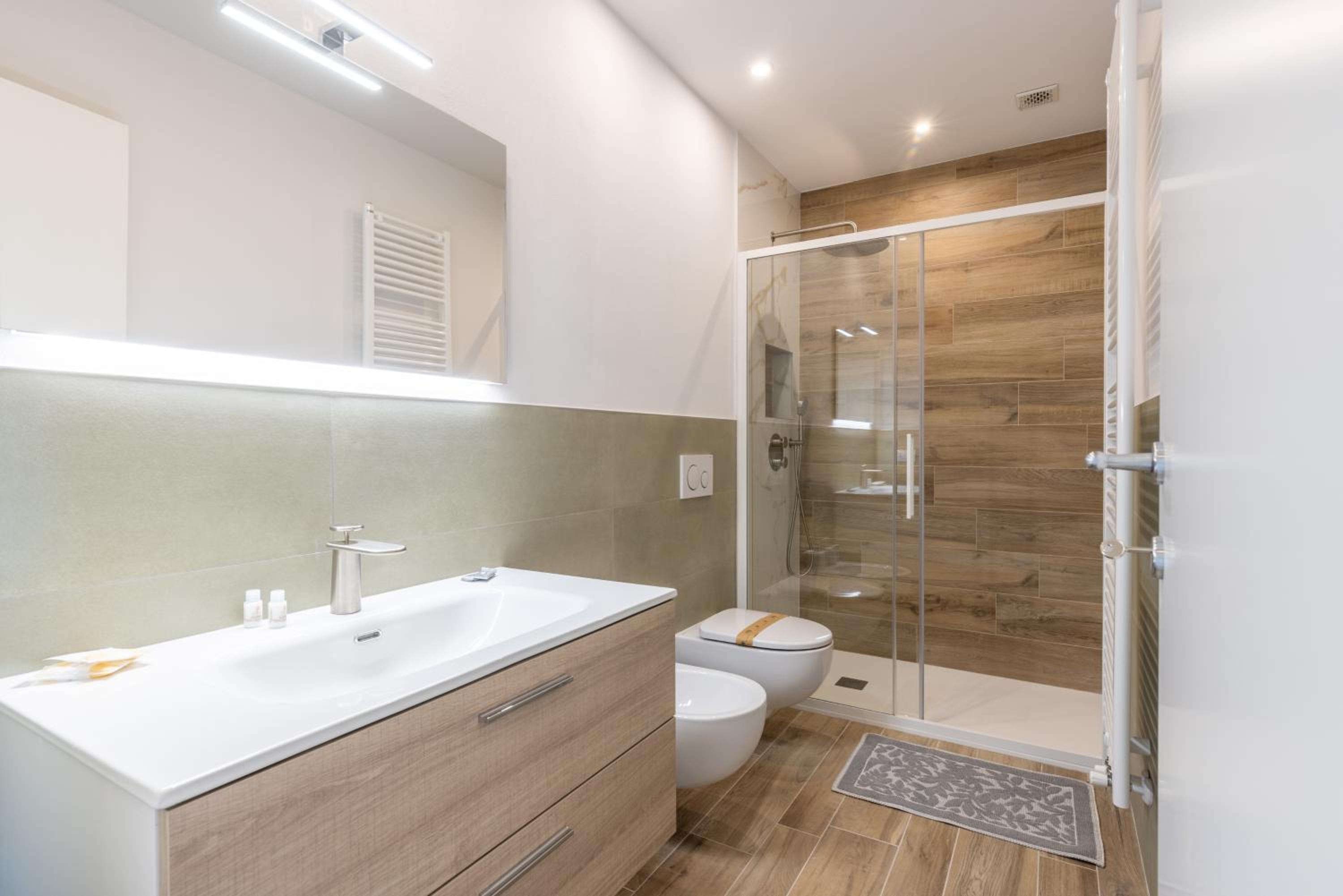 Deluxe Double Room - Photo 2