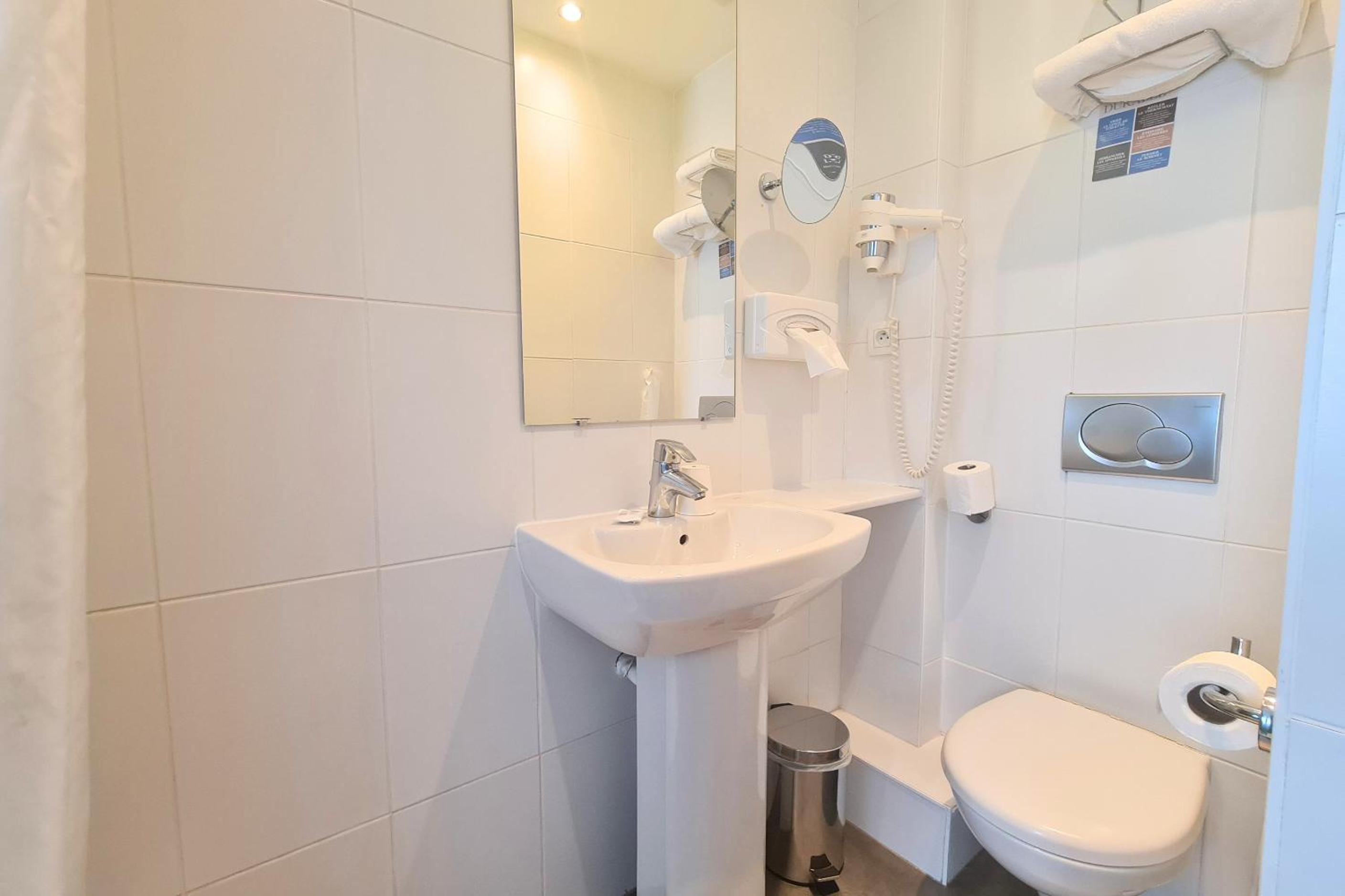 Single Room photo 3