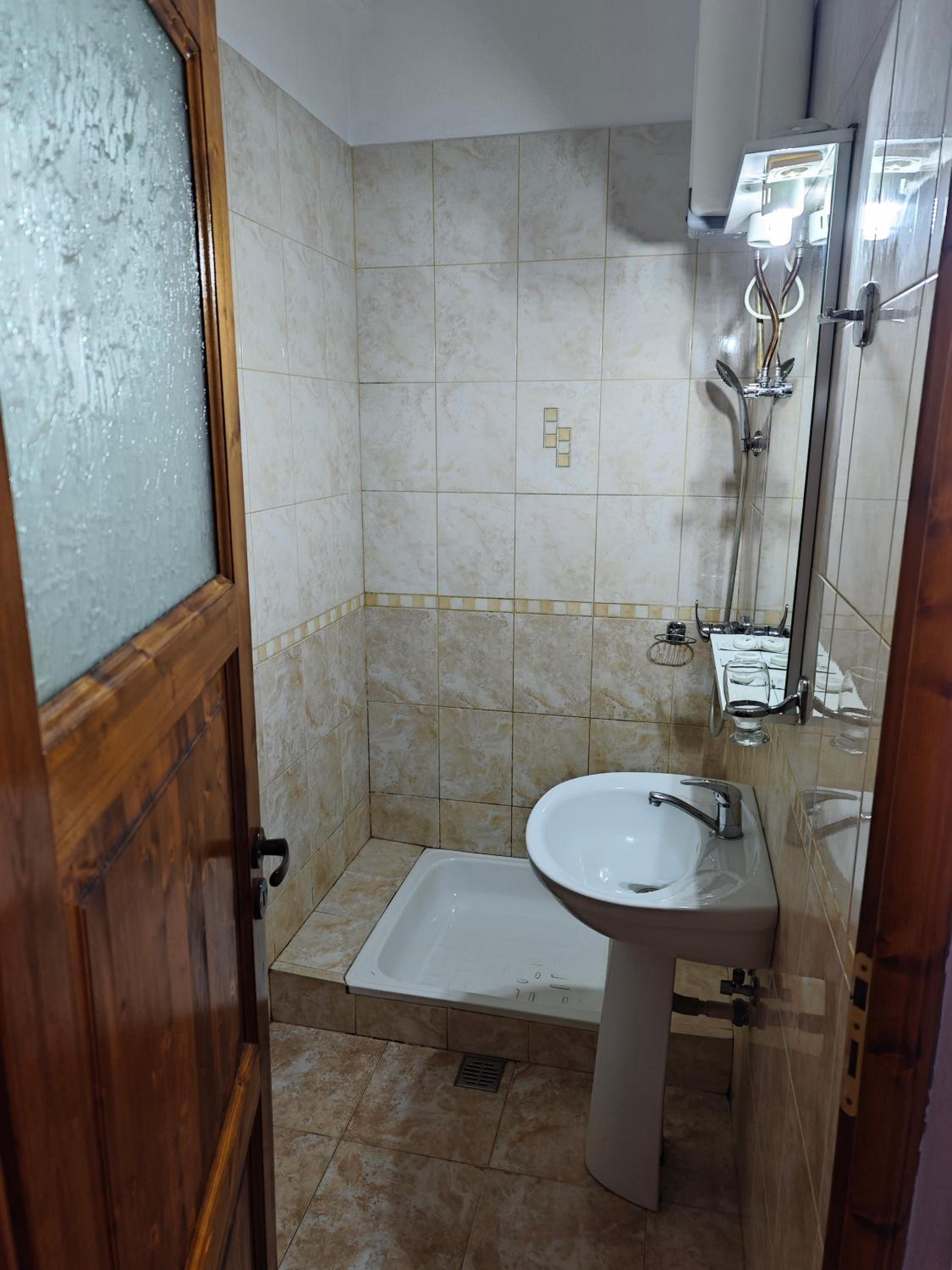 Standard Triple Room photo 3
