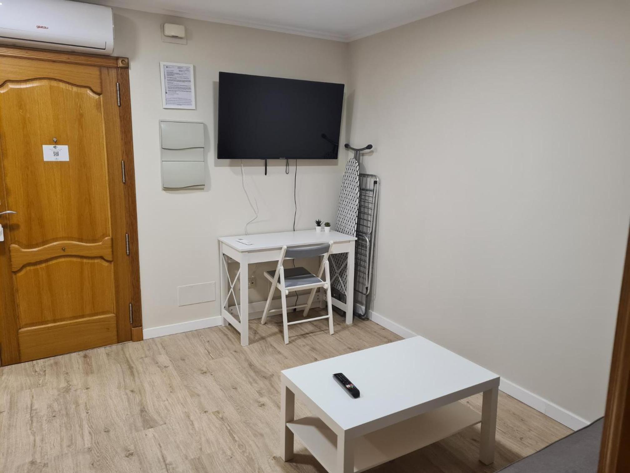 Two-Bedroom Apartment - Photo 3
