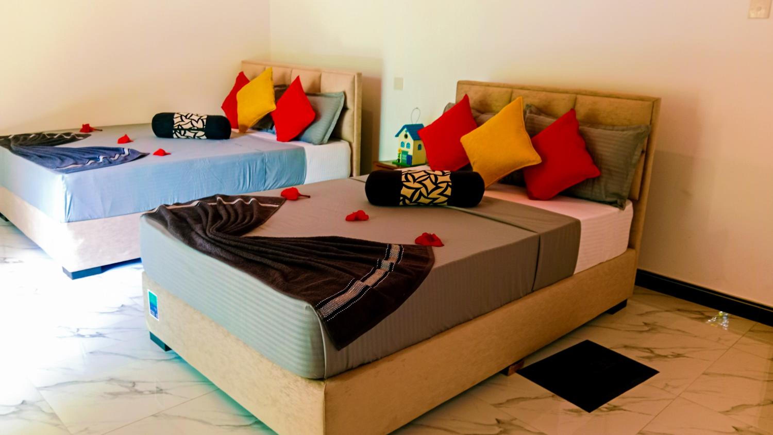 Deluxe Family Suite photo 1