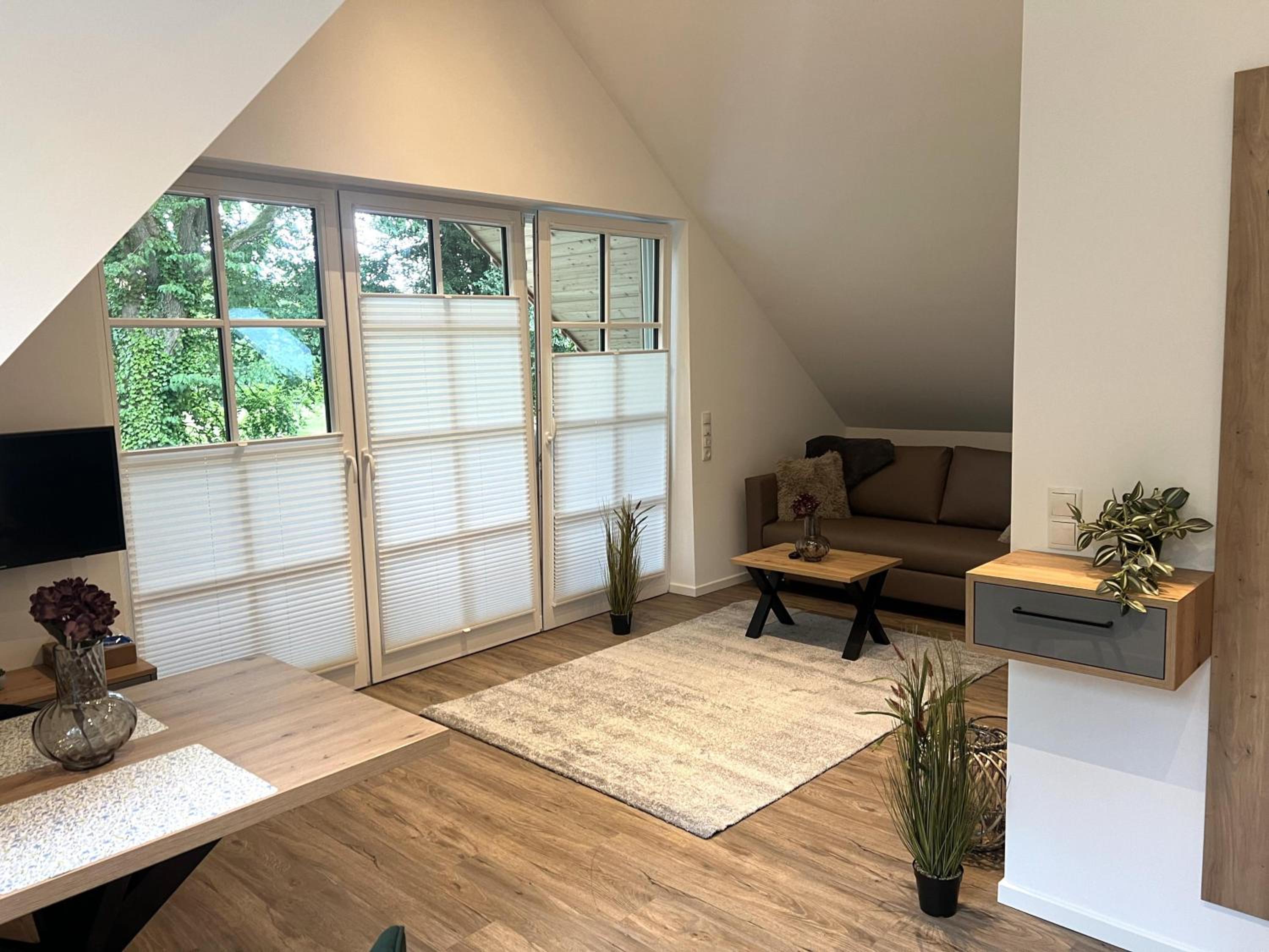 One-Bedroom Apartment with Balcony photo 1
