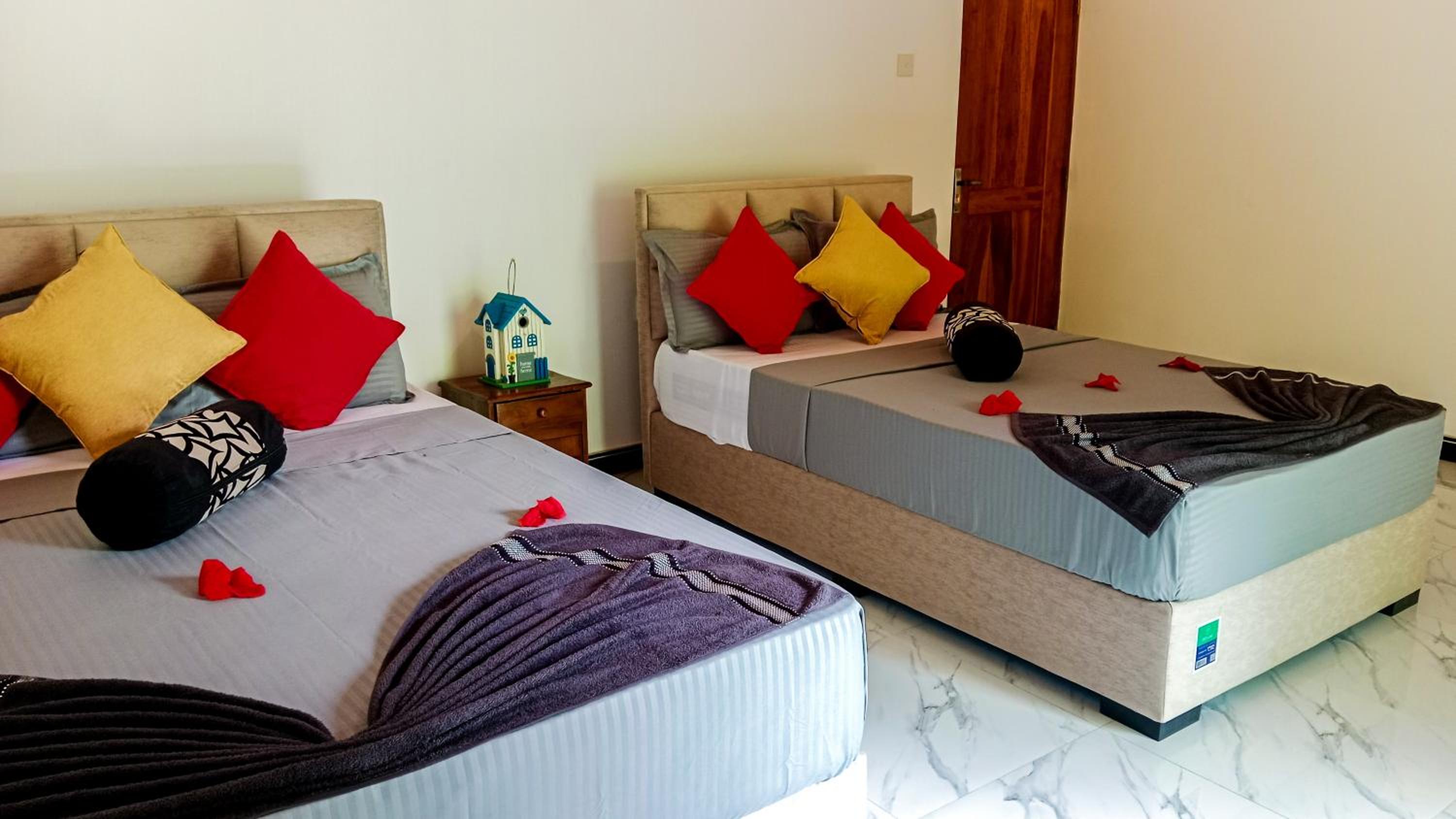 Deluxe Family Suite photo 3