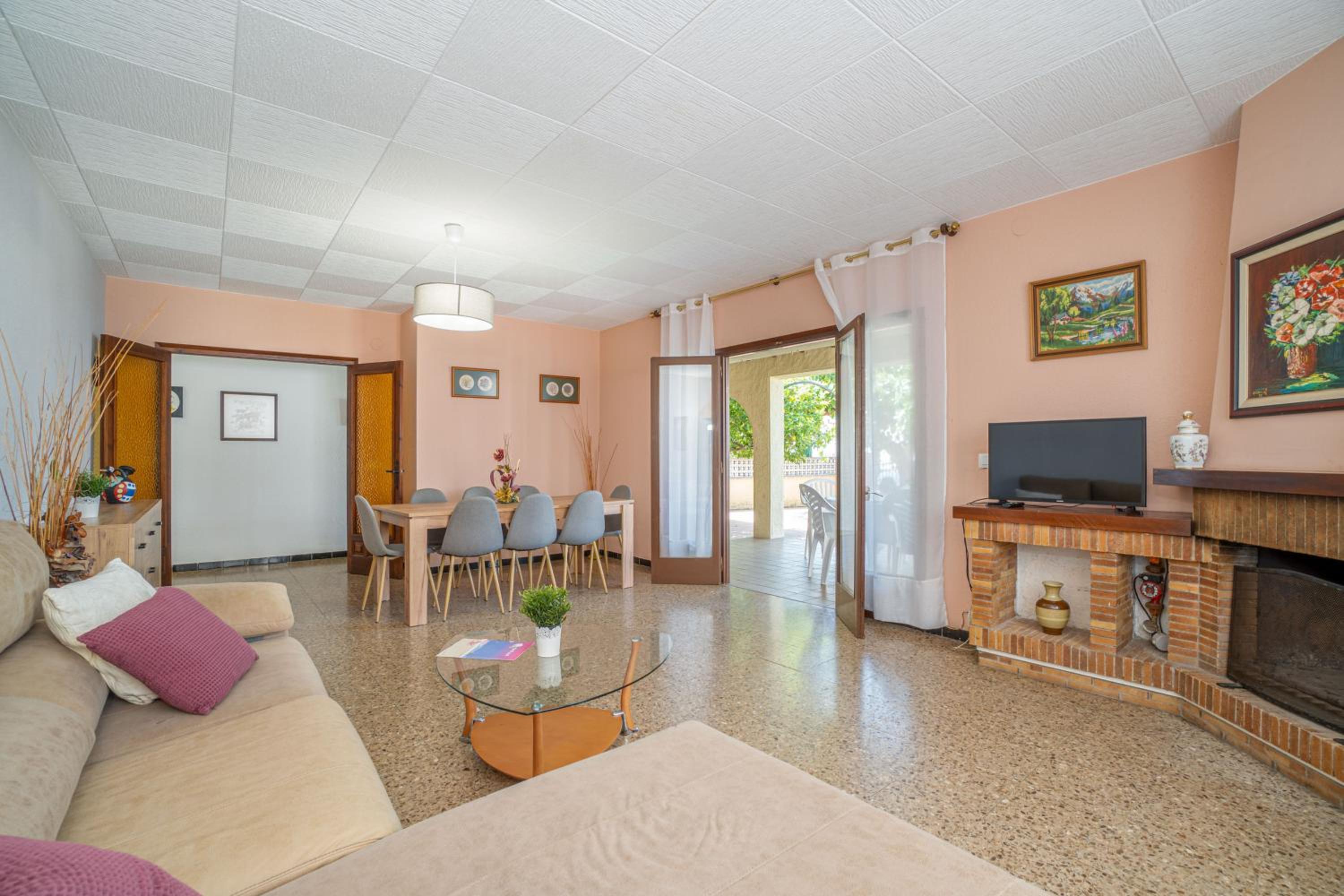 Standard Villa photo 2