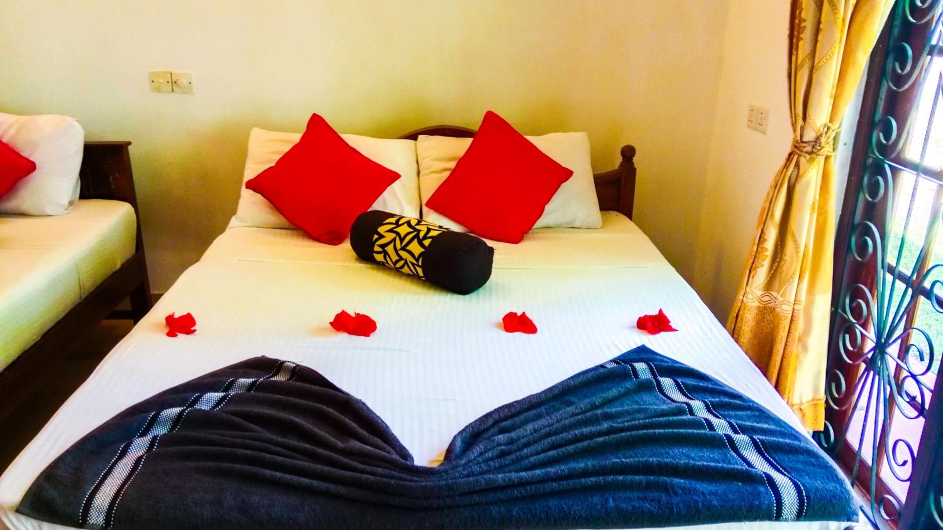 Deluxe Triple Room photo 2