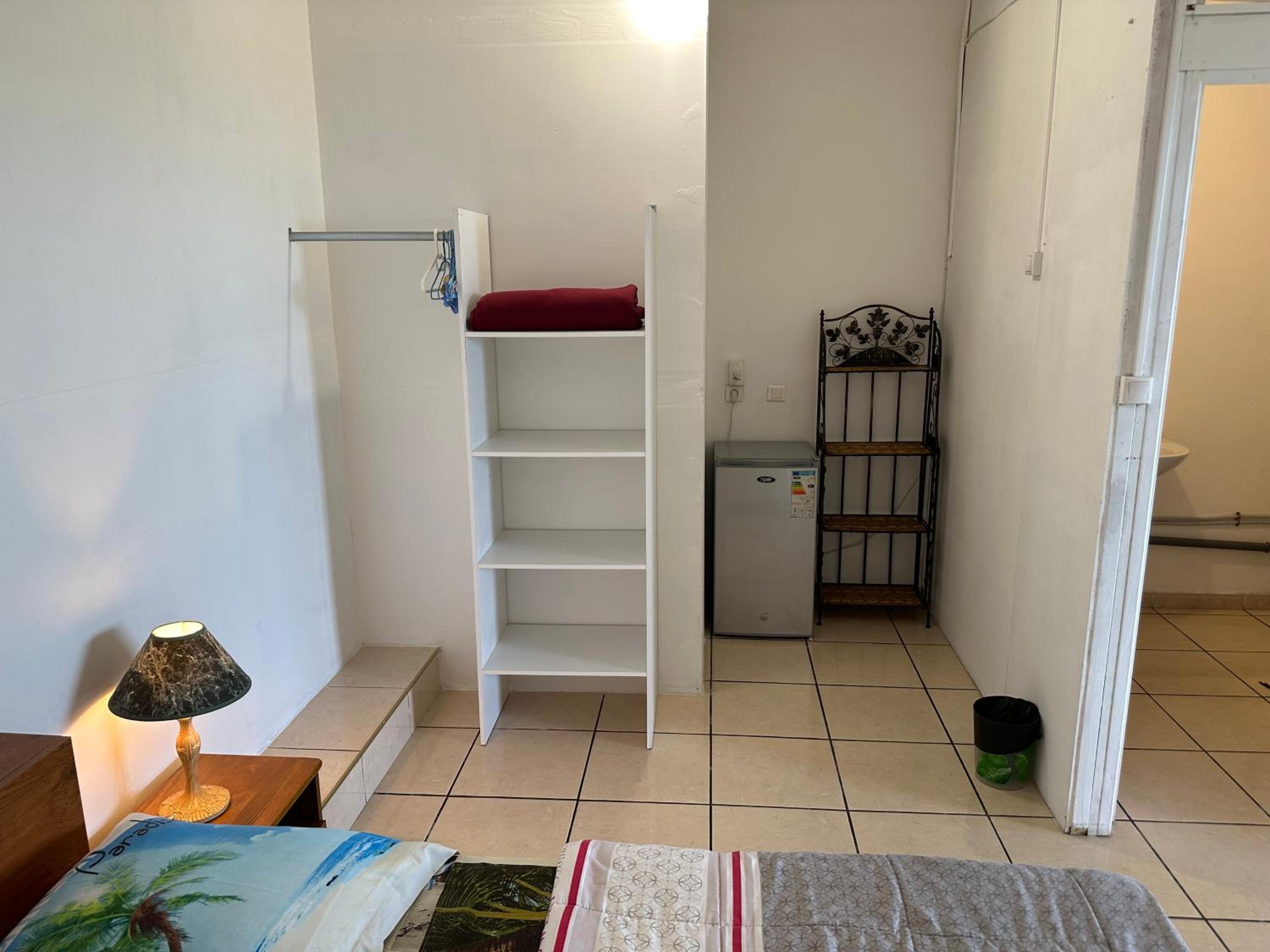 Double Room - Photo 10