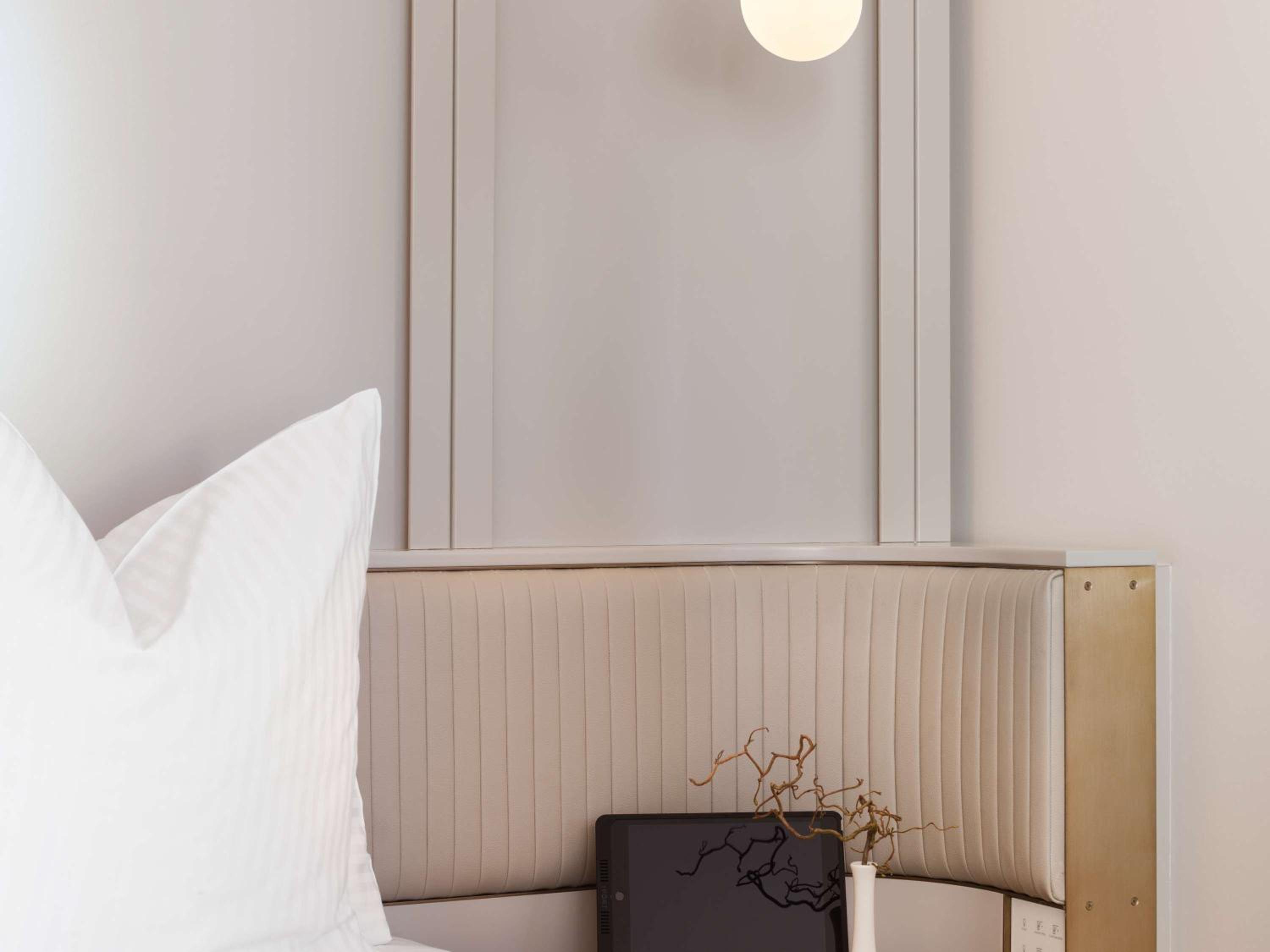 Luxury King Room