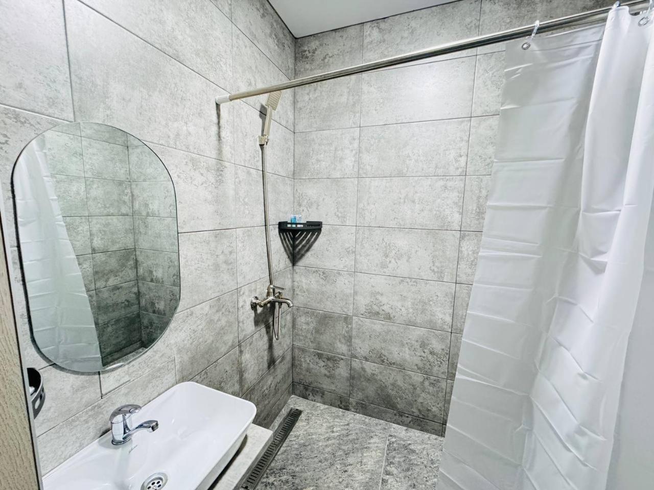Deluxe Double Room With Shower