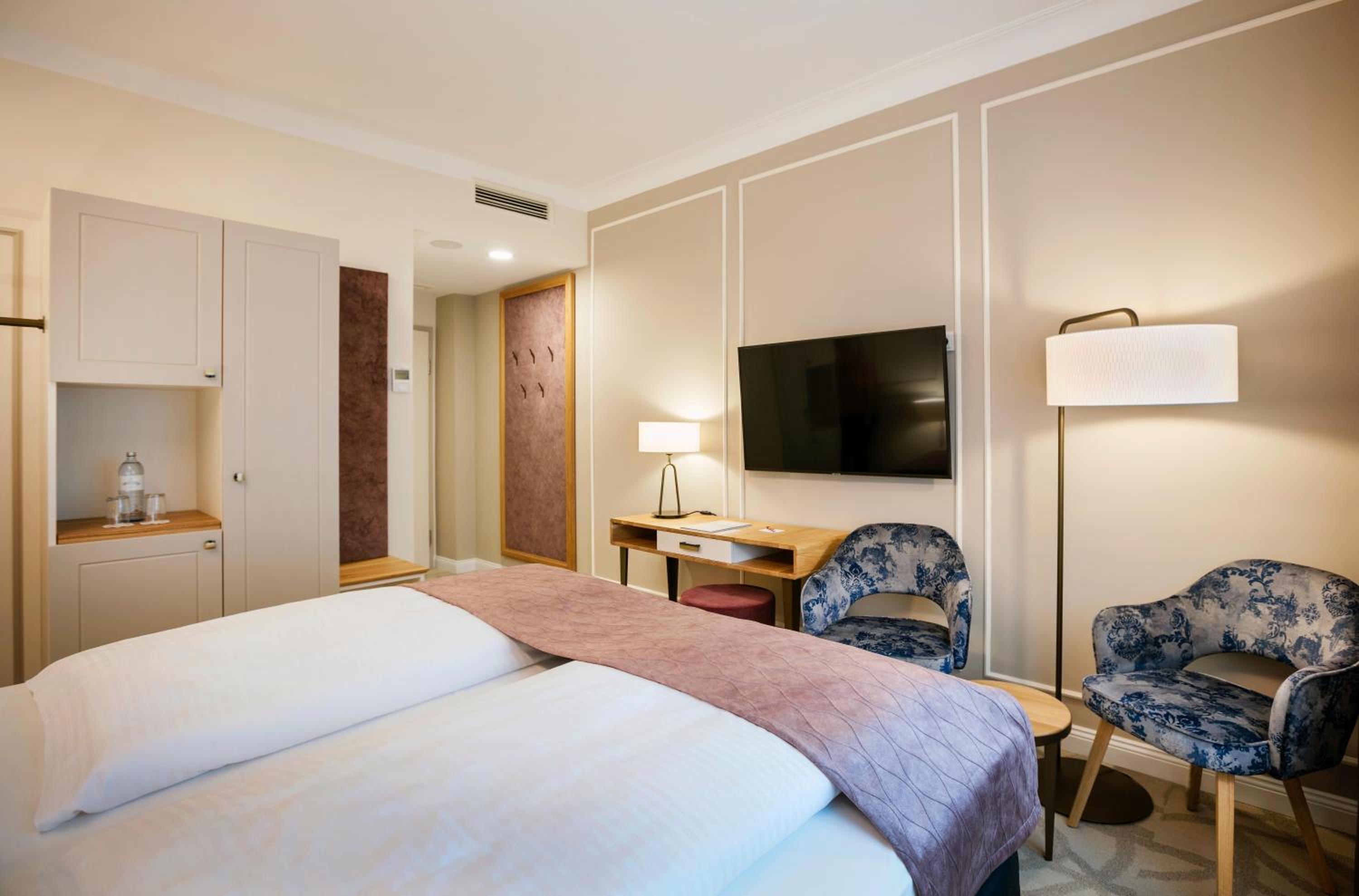 Deluxe Double Room - Photo 5