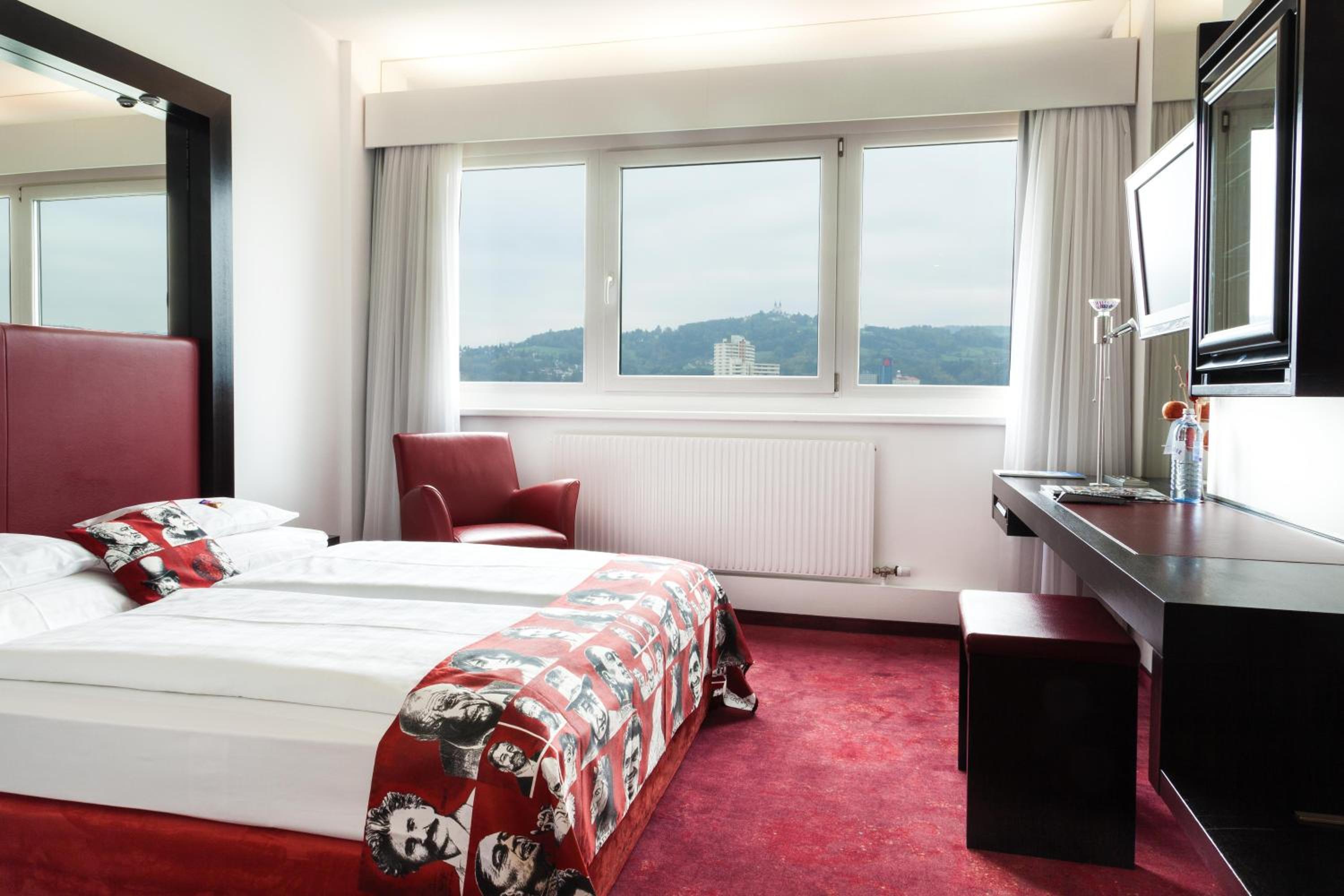 Superior Double or Twin Room with Lake View