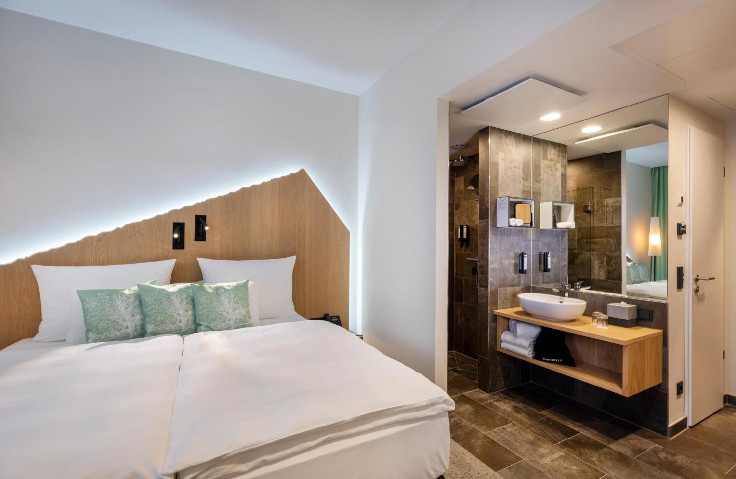 Double or Twin Room - Photo 1