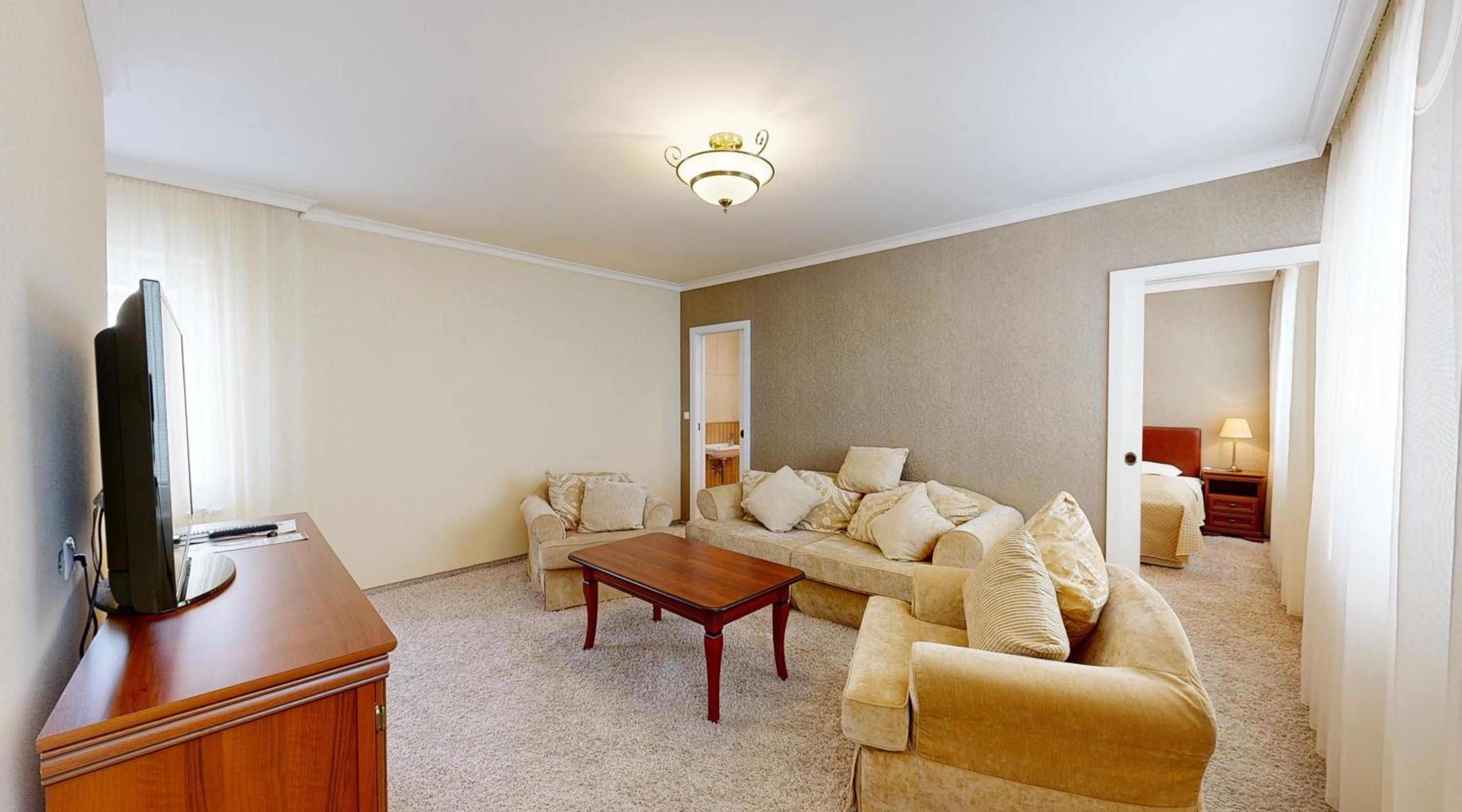 One-Bedroom Apartment With Welcome Drink
