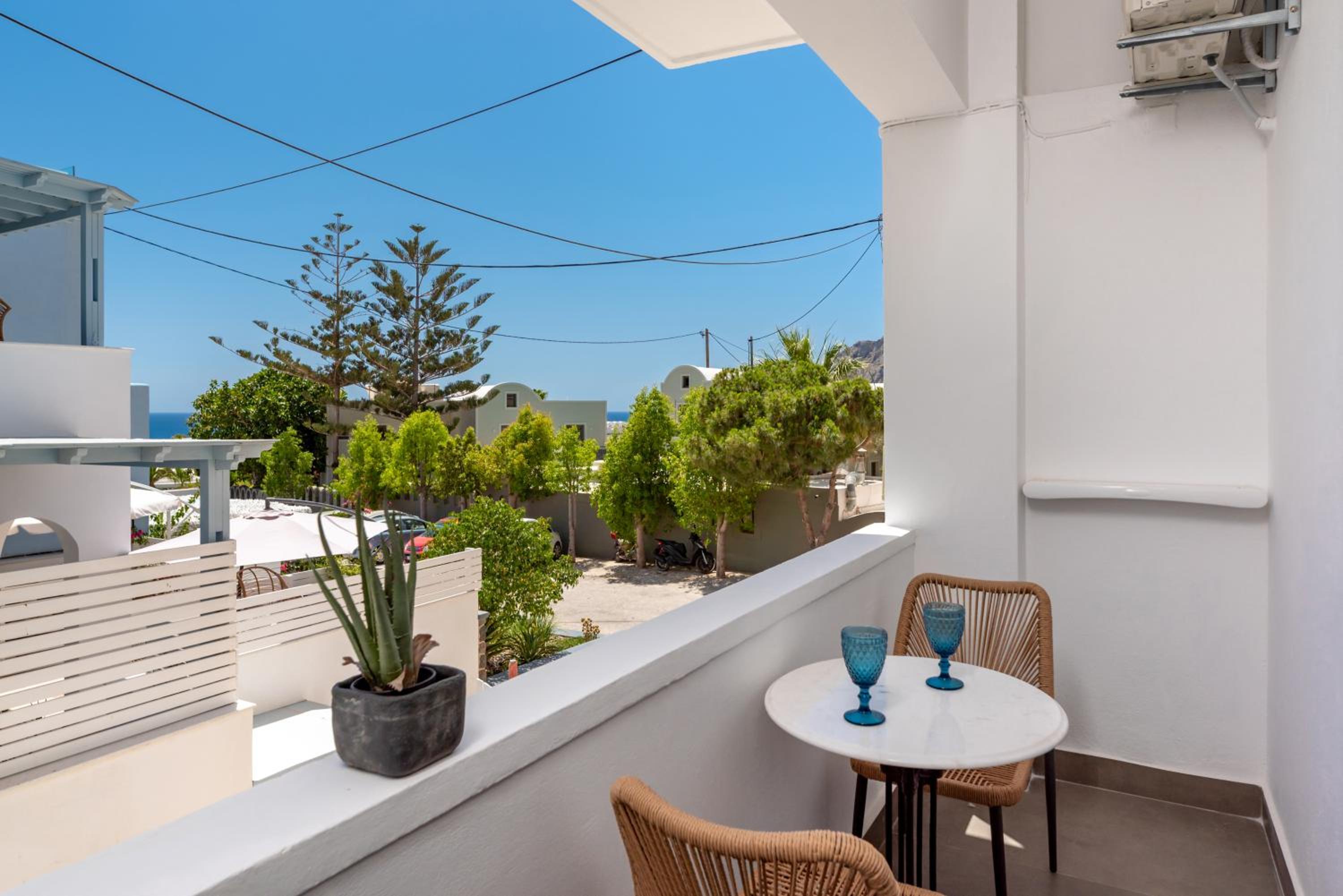 Superior Suite - Photo 3