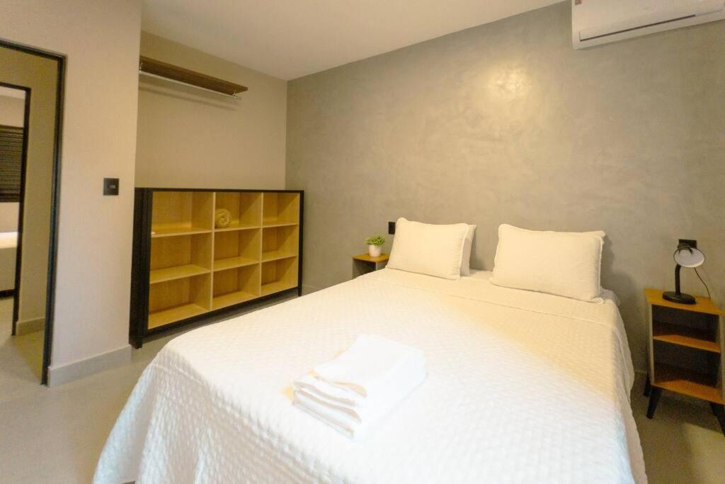 Three-Bedroom Apartment photo 2
