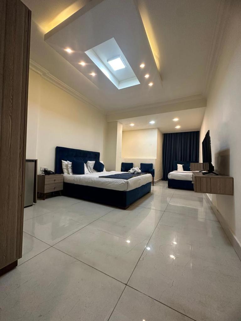 Deluxe Triple Room photo 2