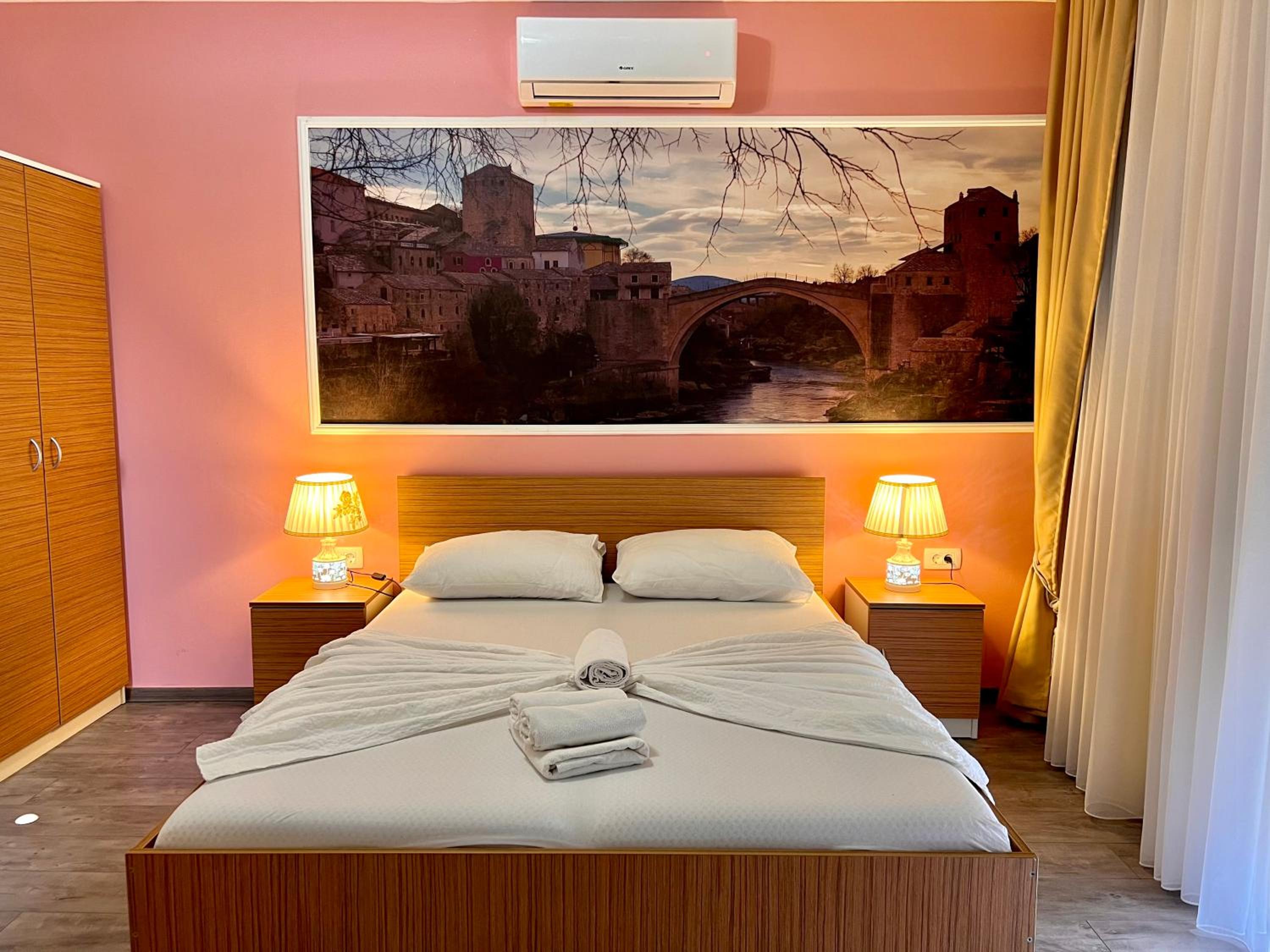 Deluxe Double Room with Balcony - Photo 3